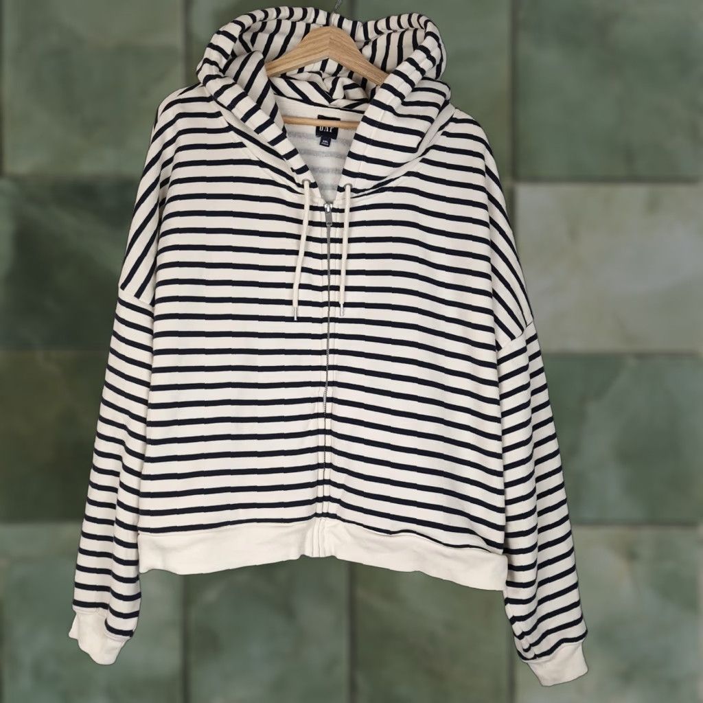 Gap Gap Hoodie Womens XXL White Navy Stripe Full Zip Fleece Heavyweight Cropped Soft Size XXL / US 16-18 / IT 52-54 - 1 Thumbnail