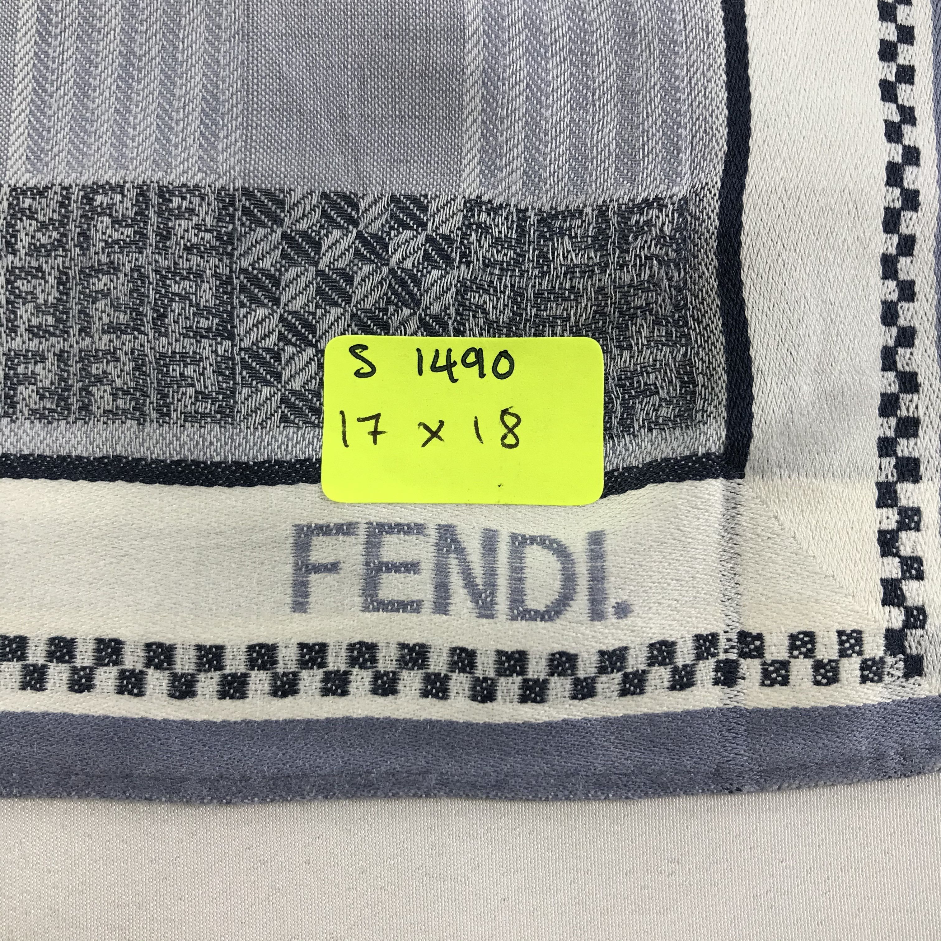 Vintage Vintage Bandana / Handkerchief / Neckerchief - S1490 Size ONE SIZE - 5 Thumbnail