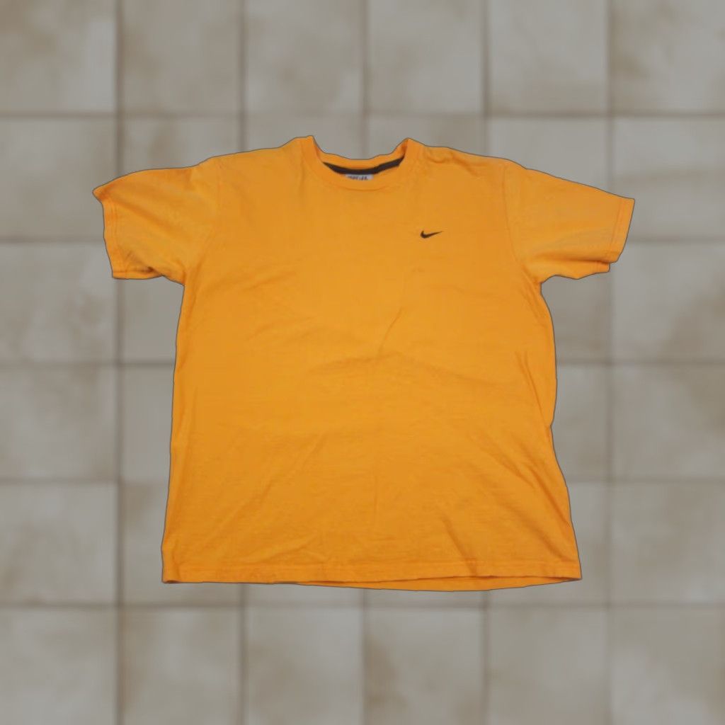 Nike Vintage Nike Shirt Mens L Yellow Swoosh Crewneck Short Sleeve 90s Nike Shirt Mens L Yellow Swoosh Crewneck Short Sleeve Shirt Size US L / EU 52-54 / 3 - 1 Thumbnail