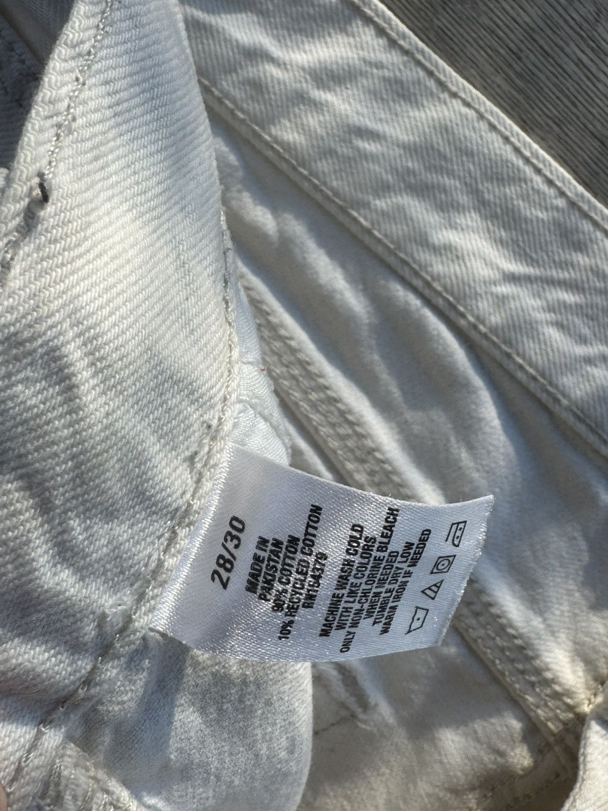 Aeropostale White Denim Jeans NEVER WORN Size US 28 / EU 44 - 3 Thumbnail