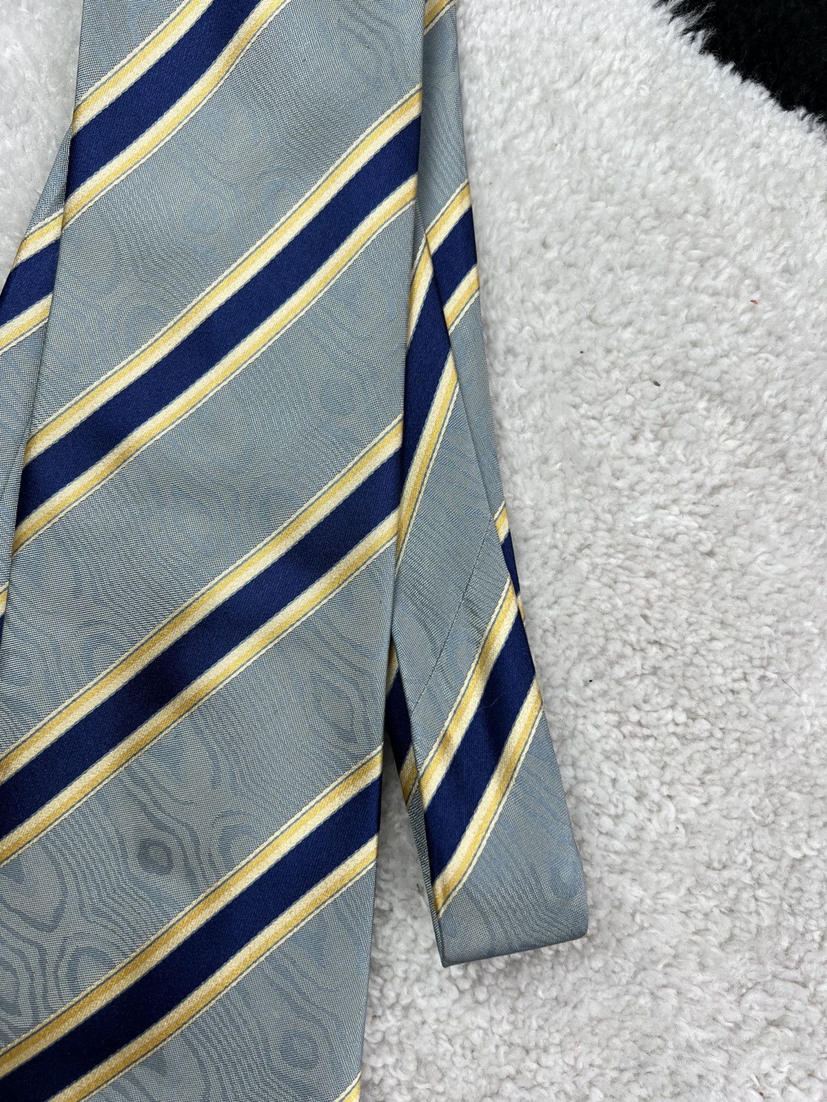 Etro Vintage Etro Italy Silk Geometric Blue Luxury Tie Size ONE SIZE - 3 Thumbnail