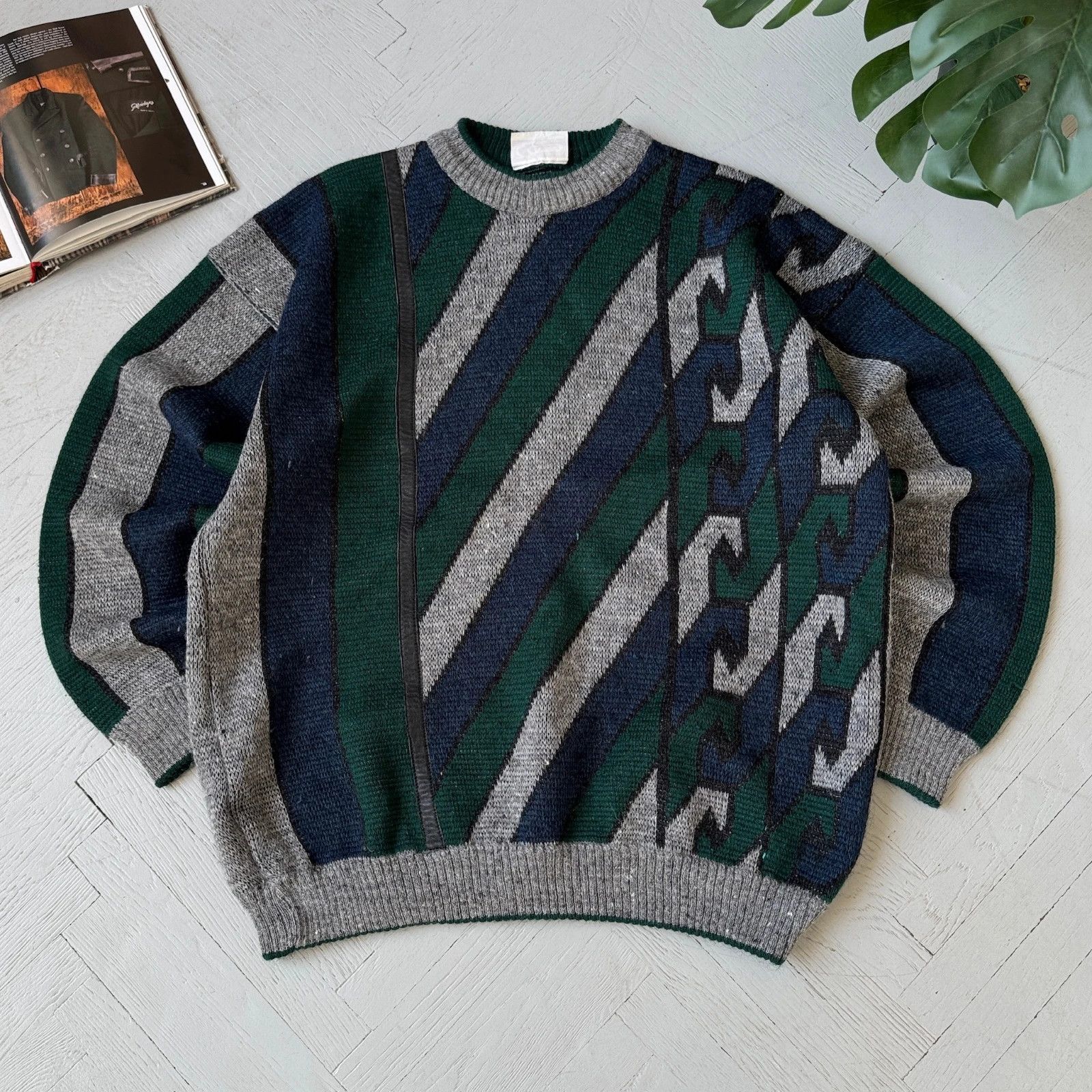 Vintage Vintage Chunky Knit Italian Style Wool Sweater Oversized Size US L / EU 52-54 / 3 - 1 Thumbnail