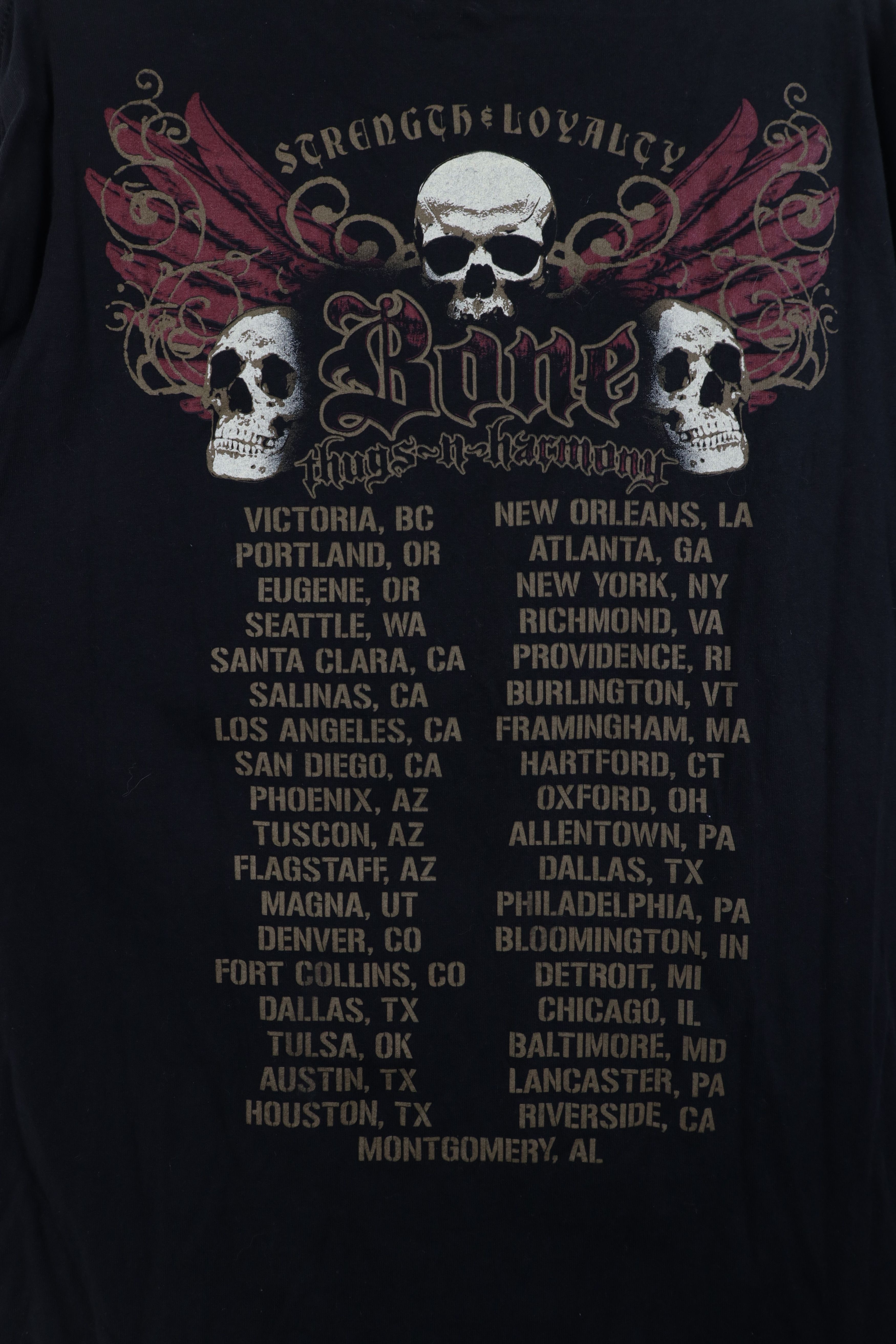 Vintage Vintage Y2K 2007 Strength & Loyalty Bone Thugs Tee T-Shirt Size US L / EU 52-54 / 3 - 14 Thumbnail