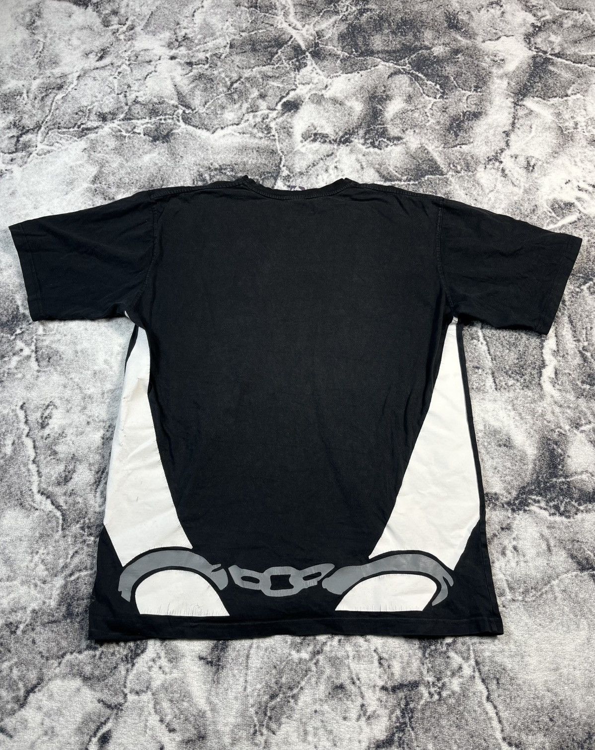 Band Tees Graphic T-Shirt — Handcuffs Back Print Size US XL / EU 56 / 4 - 2 Thumbnail