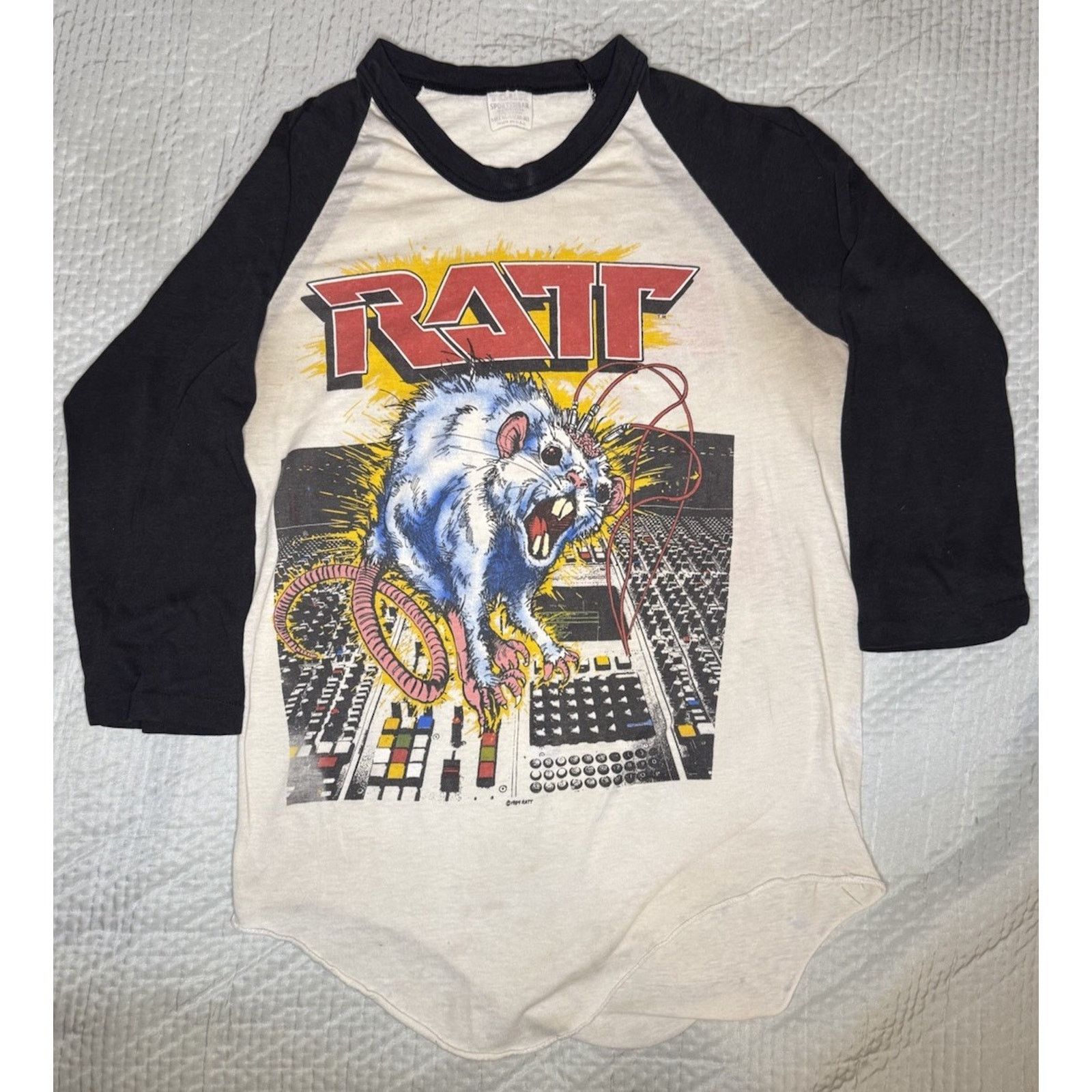 Hanes Vintage RATT Raglan 1984 tour rock metal 80s Size Medium Size US M / EU 48-50 / 2 - 3 Thumbnail