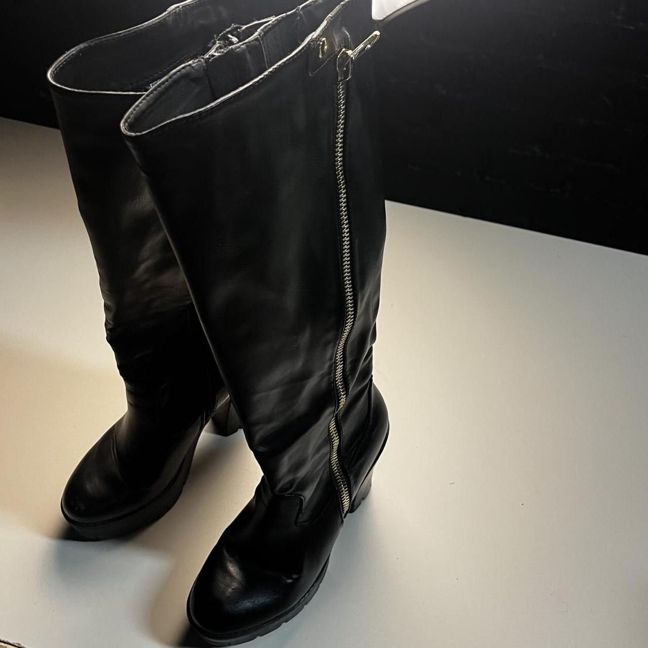 Other Black leather platform boots with zipper detail #goth #boho Size US 8 / IT 38 - 2 Thumbnail