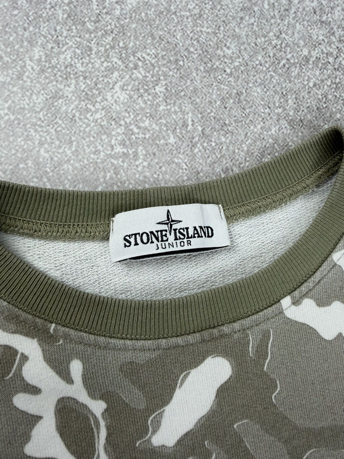 Stone Island Stone Island Junior Camo Print Crewneck Sweatshirt Size 10 Size US XXS / EU 40 - 9 Thumbnail