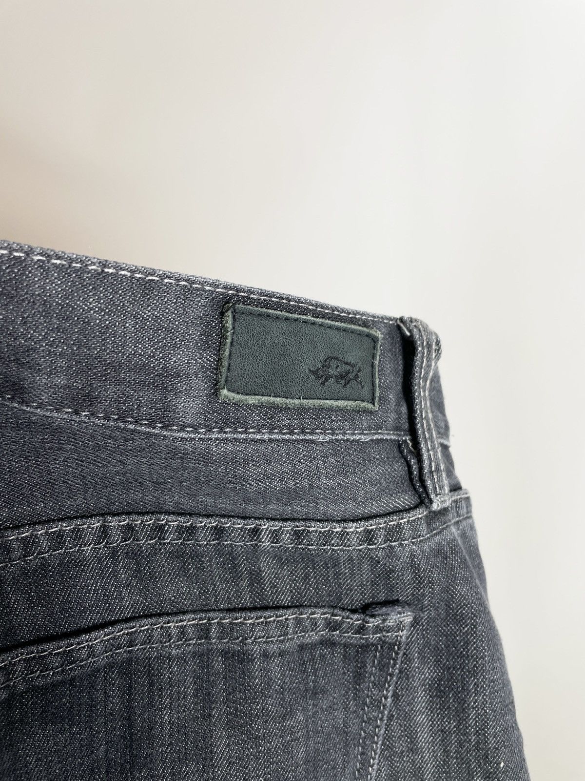Ecko Unltd. × Fubu × JNCO RARE 🕶️ Marc Ecko Unltd black Jeans Shorts denim jorts Size US 34 / EU 50 - 7 Thumbnail