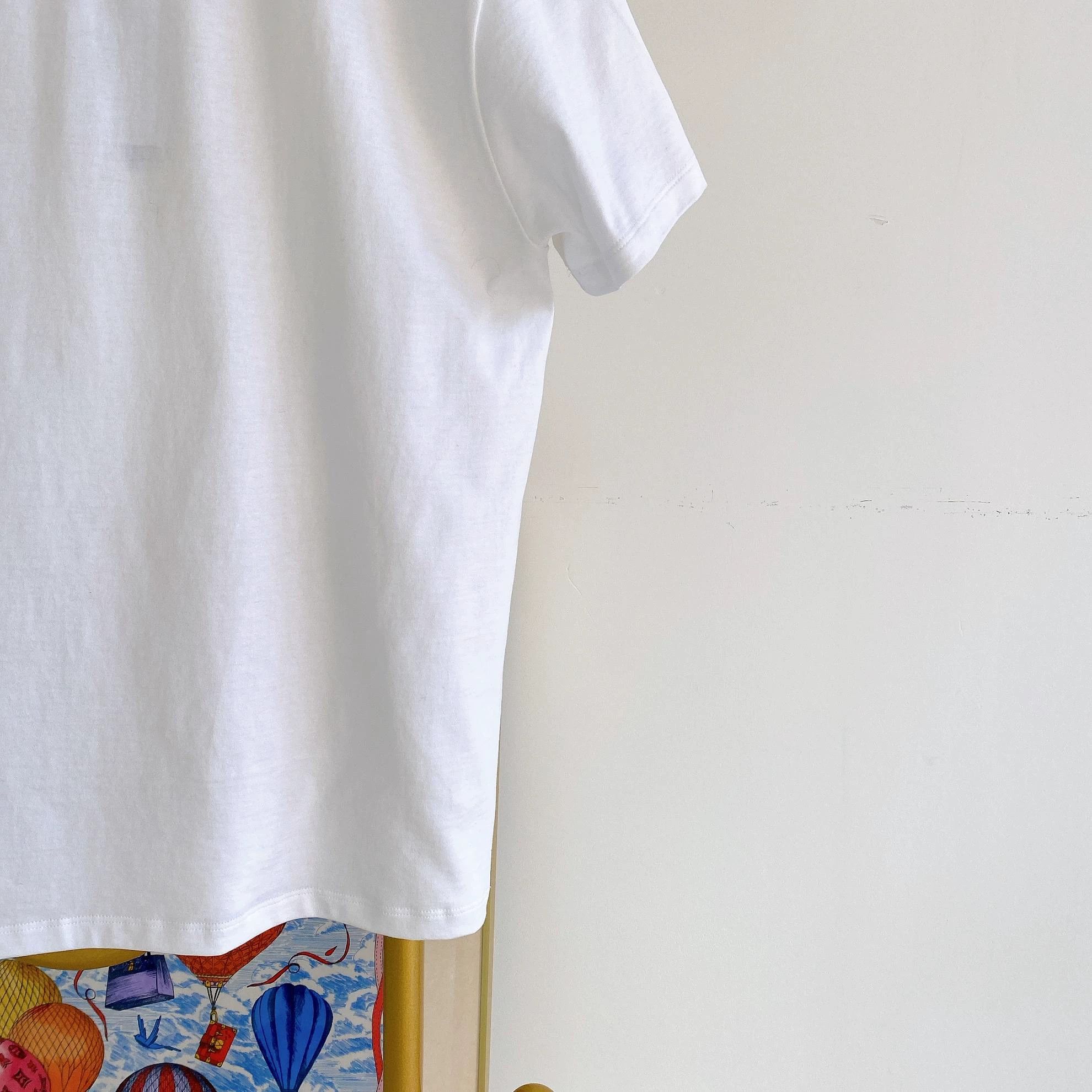 Celine Celine white logo Tee M new with tags 6125 Size M / US 6-8 / IT 42-44 - 6 Thumbnail