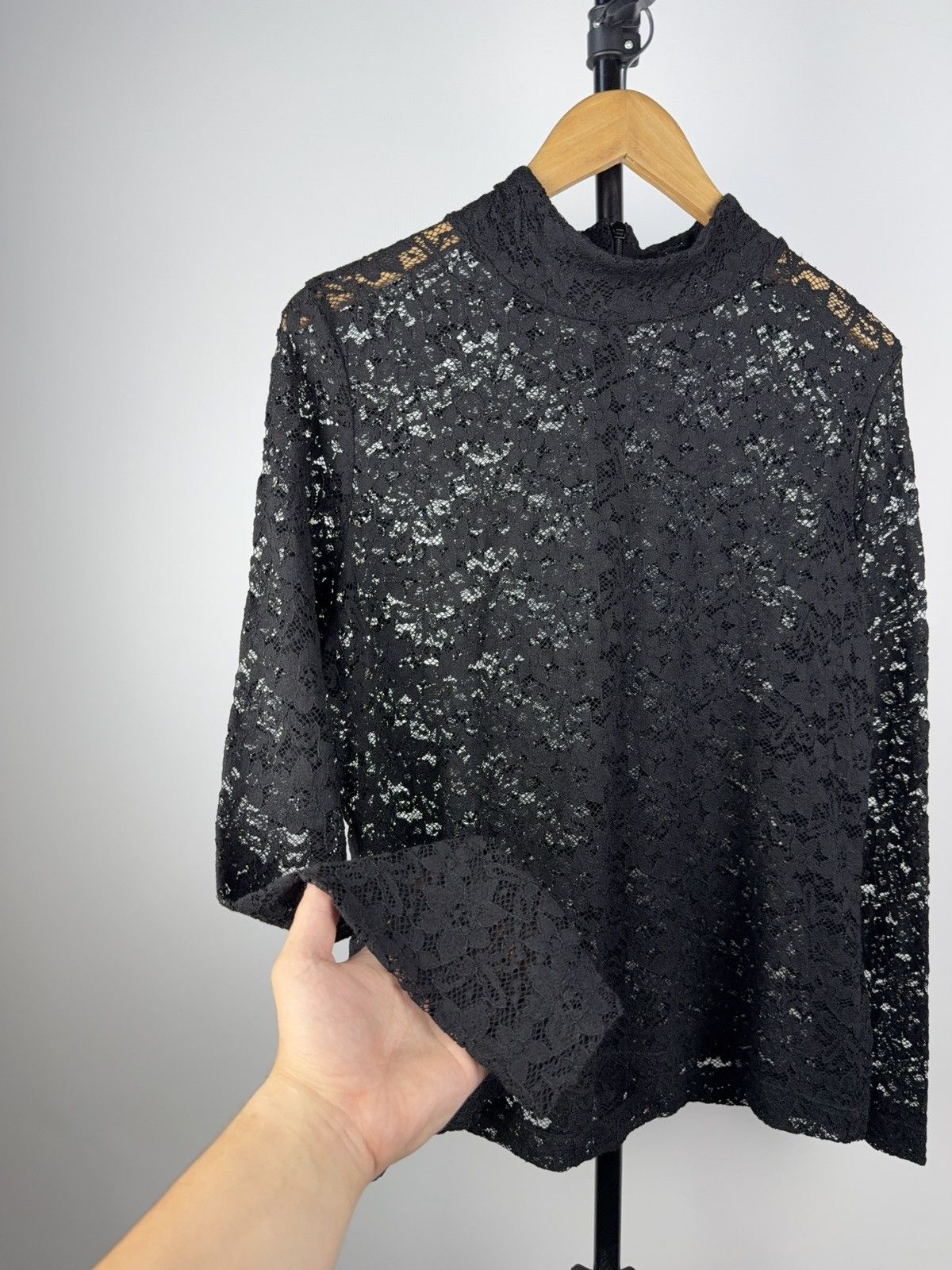 Japanese Brand Gothic Avant-Garde Black Lace Sheer Top Blouse Y2K Size L / US 10 / IT 46 - 3 Thumbnail