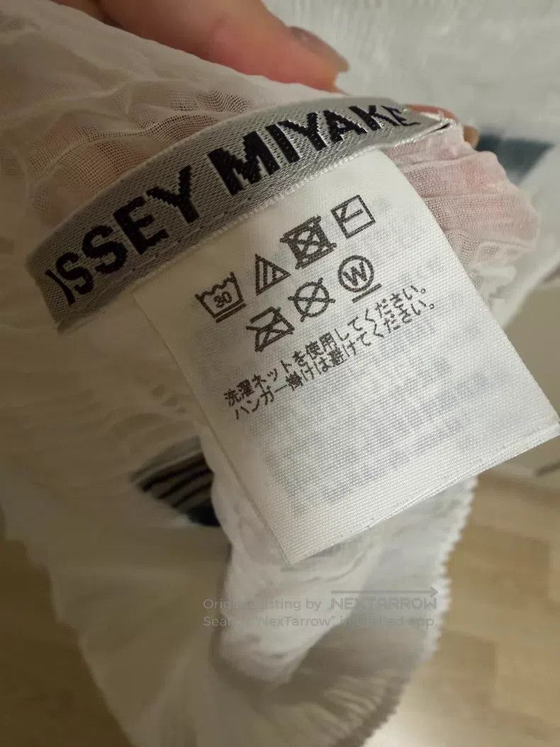 Issey Miyake Issey Miyake White Short Sleeve Size S / US 4 / IT 40 - 3 Thumbnail