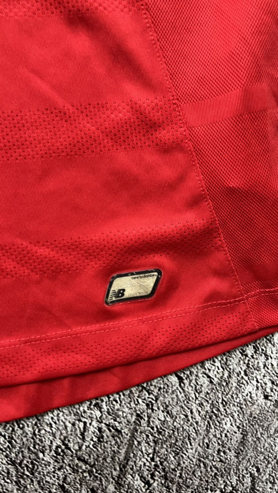 New Balance 2016-2017 FC Liverpool London new balance jersey Size US L / EU 52-54 / 3 - 6 Thumbnail