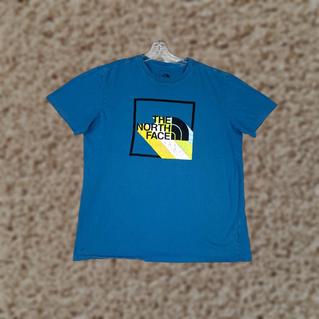 The North Face The North Face Shirt Men Large Blue Short Sleeve Crew Neck 100% Cotton READ Size US L / EU 52-54 / 3 - 1 Thumbnail