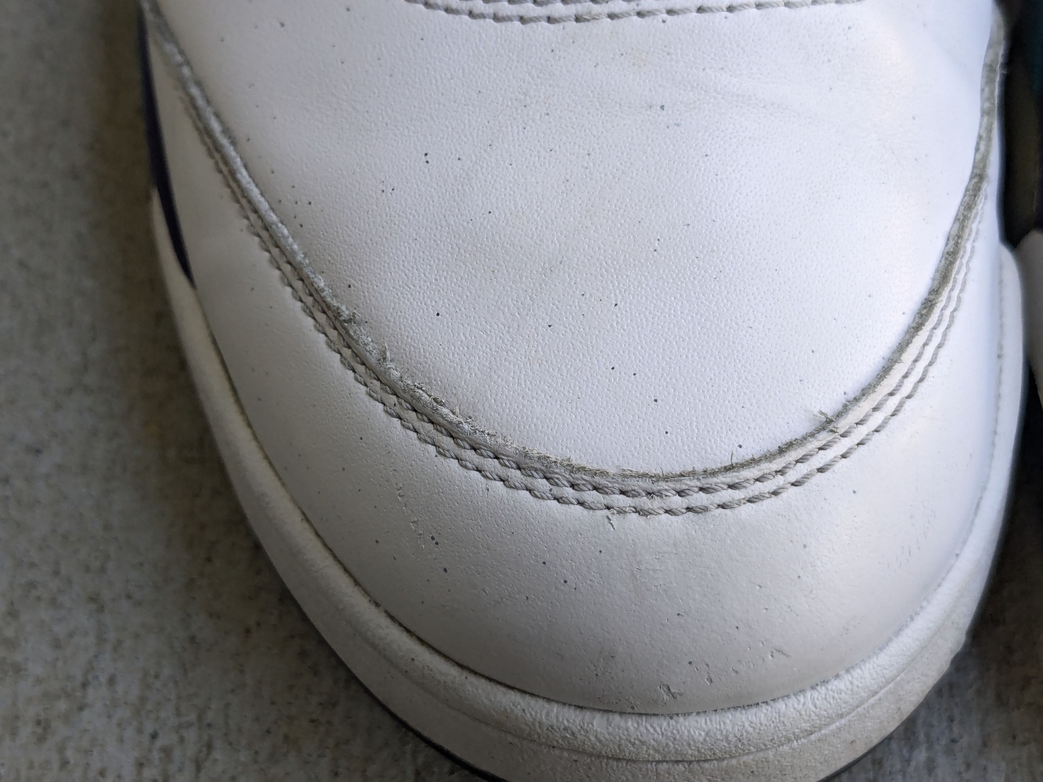 Jordan Brand Nike Air Jordan 5 Retro Grape 2013 White Purple 136027-108 Size US 12 / EU 45 - 3 Thumbnail