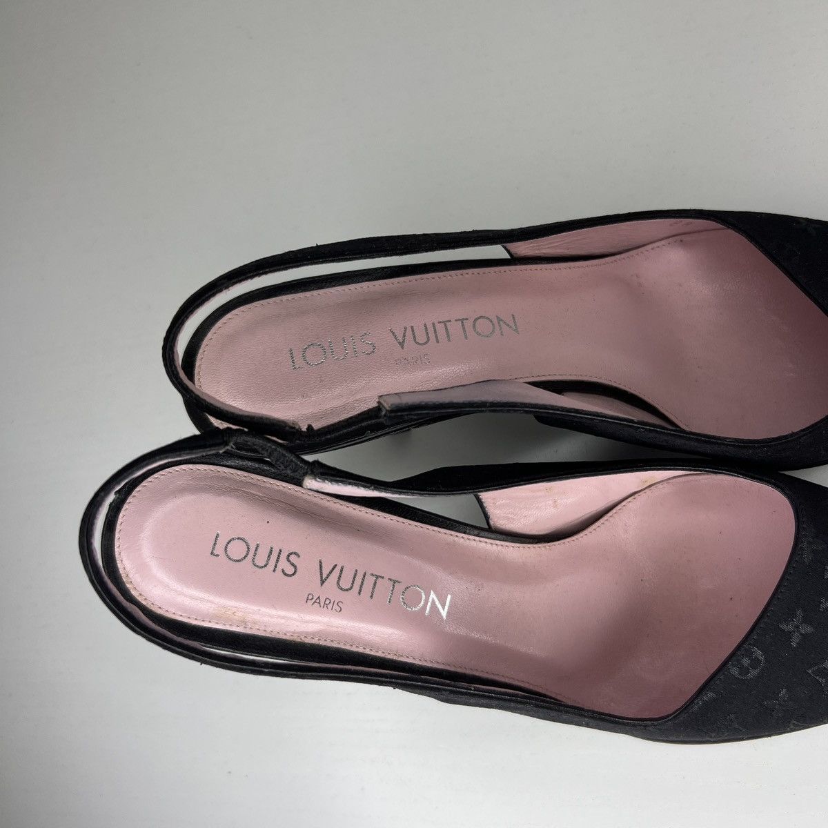 Louis Vuitton Louis Vuitton Heels Black Monogram Leather Classic Shoes Size US 5.5 / IT 35.5 - 7 Thumbnail