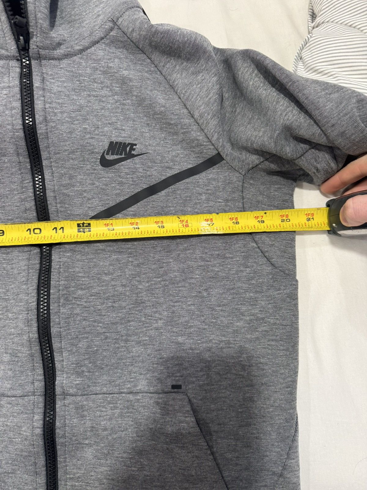 Nike Nike Tech Fleece Tracksuit Set - Size Medium Size US M / EU 48-50 / 2 - 4 Thumbnail