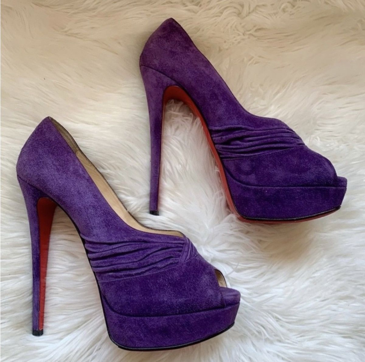 Christian Louboutin Christian Louboutin Peep Toe Suede Heels Size US 7.5 / IT 37.5 - 3 Thumbnail