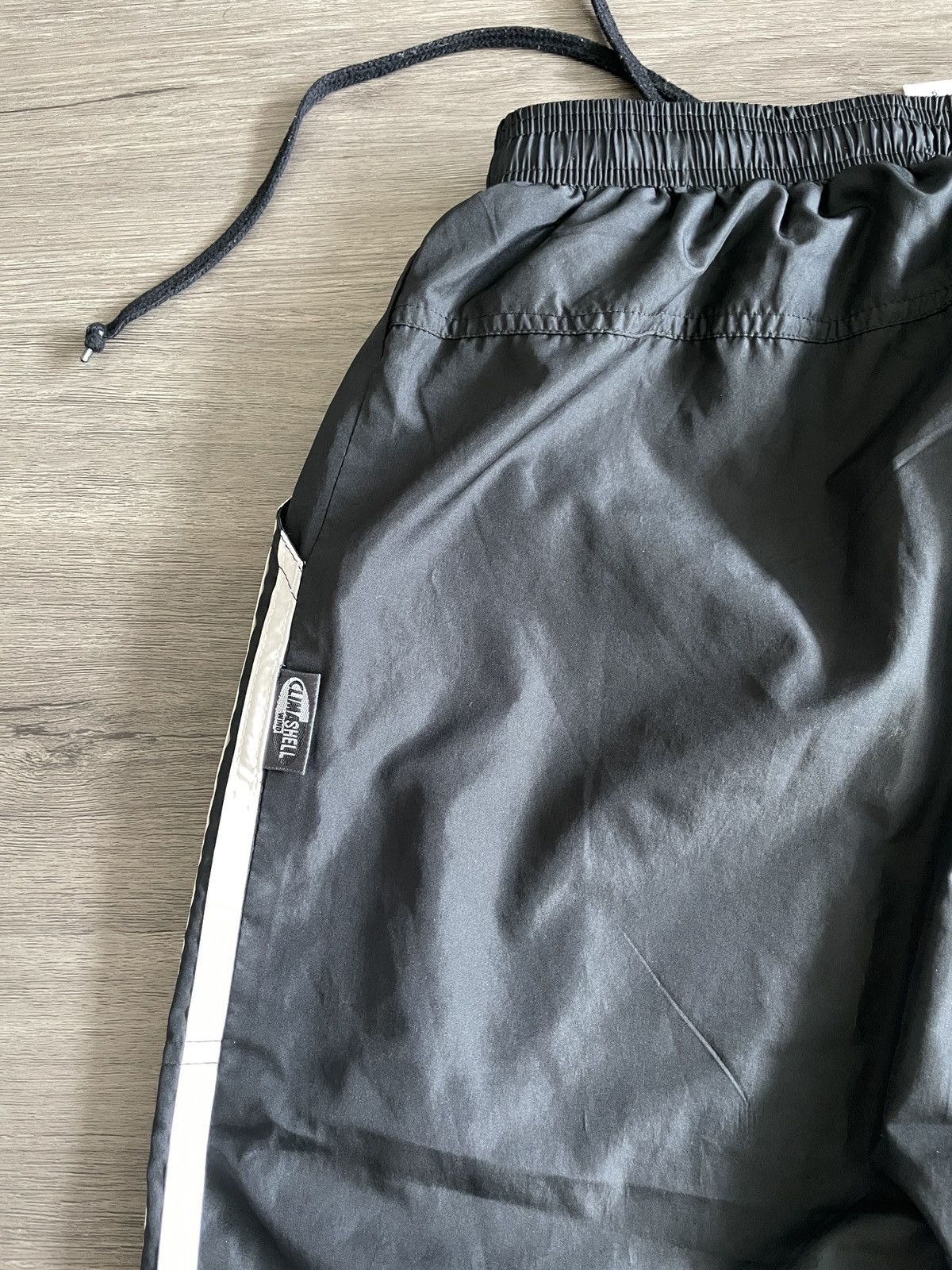 Adidas VTG Adidas “Three Stripes” Clima Shell Track Pants (Sz.L) Size US 35 - 5 Thumbnail