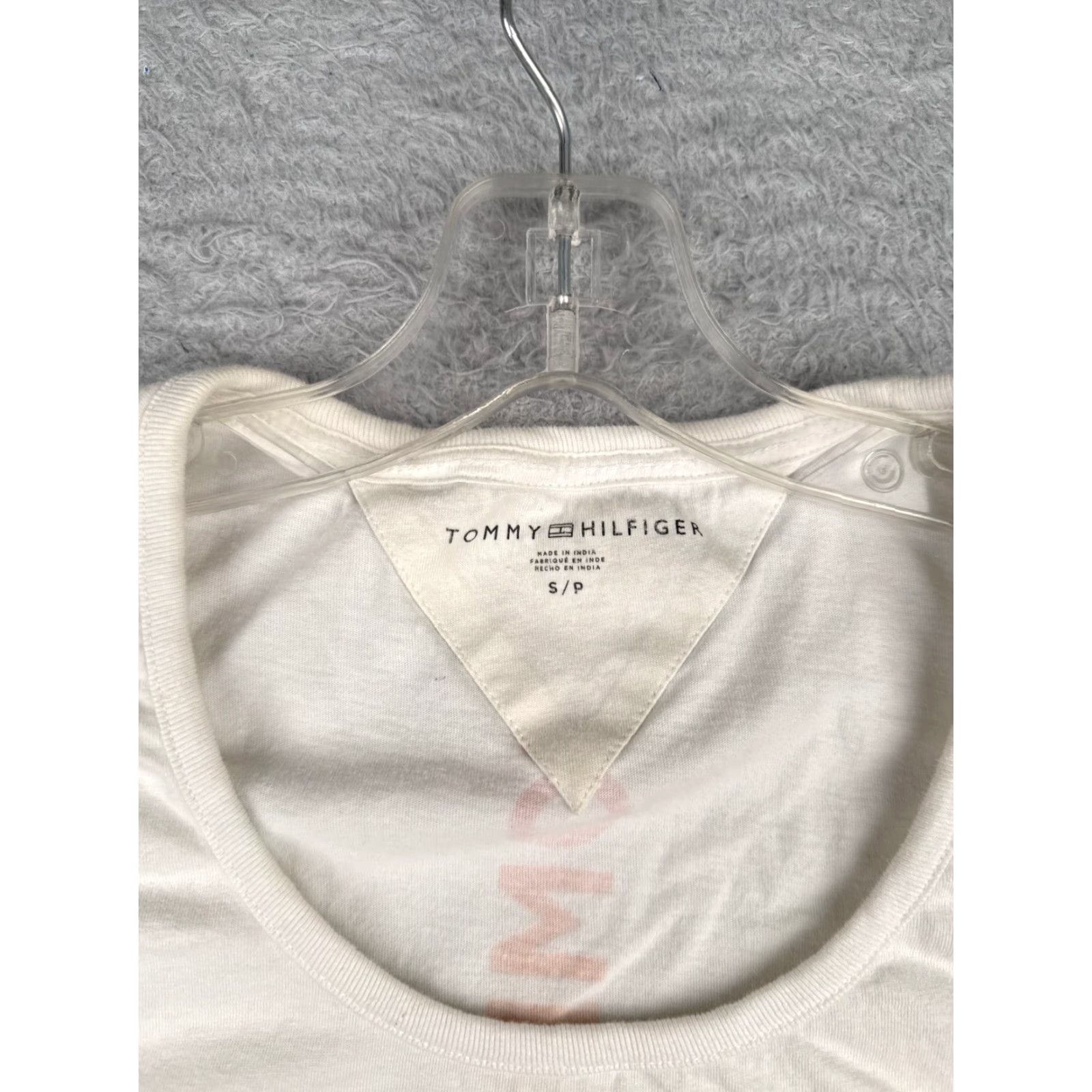 Tommy Hilfiger VINTAGE Tommy Hilfiger Shirt Unisex Adults Tank Sleeveless White Rainbow 80s 90s Pride Mens Womens Size S / US 4 / IT 40 - 6 Thumbnail