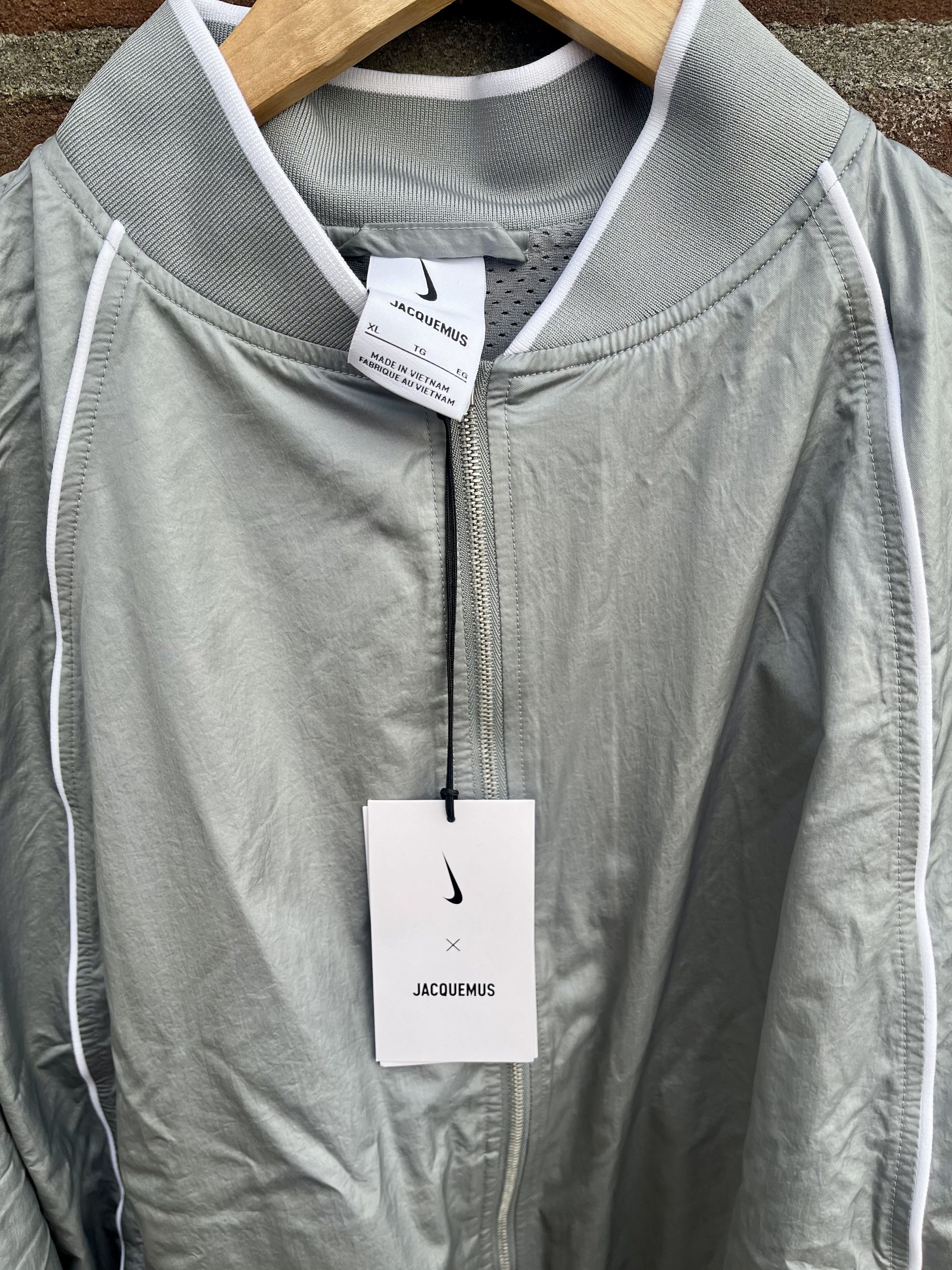 Jacquemus × Nike Track training silver grey unisex jacket xl Jacquemus Size US XL / EU 56 / 4 - 2 Thumbnail