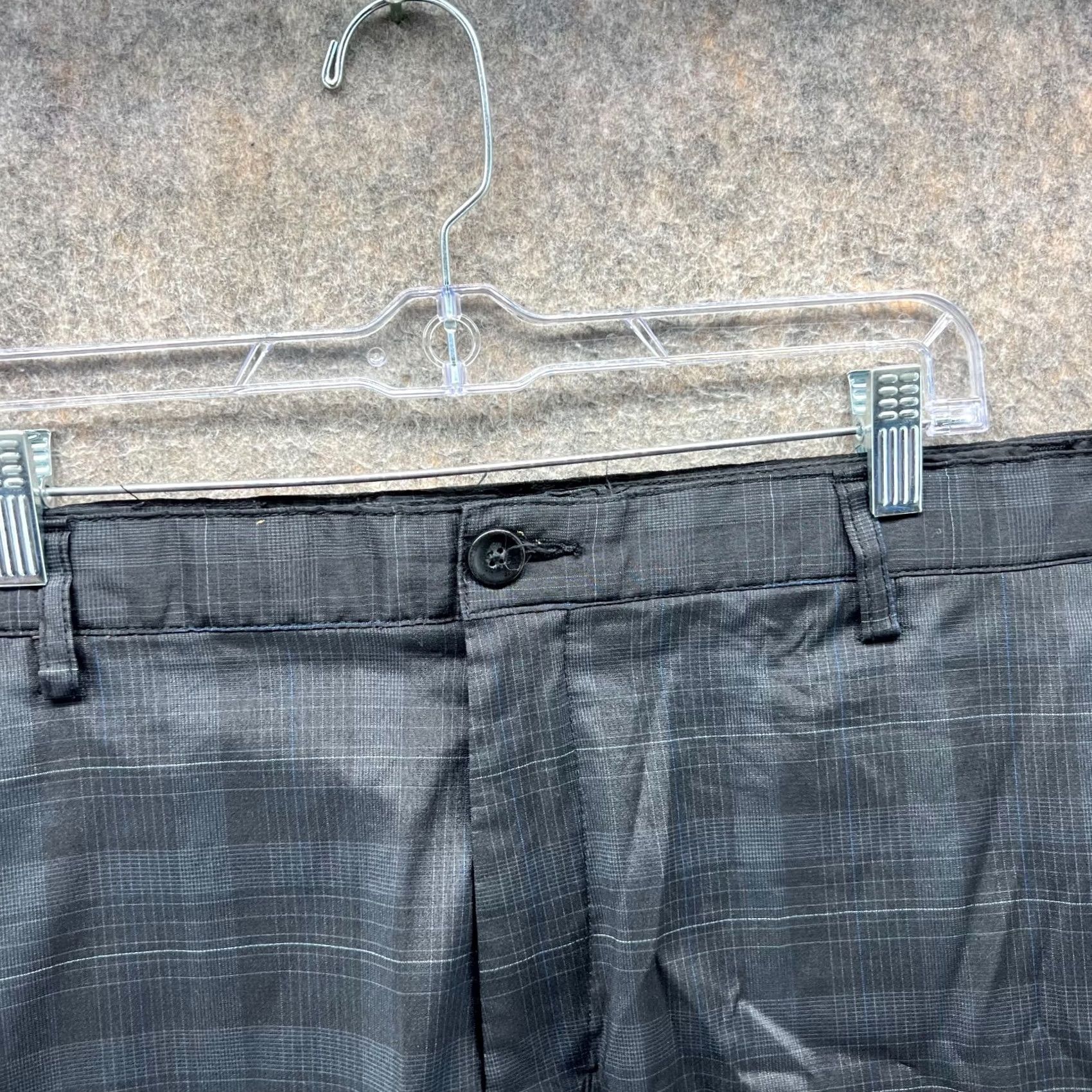 Tasso Elba Greg Norman Shorts Mens 40 Black Grey Chino Flat Front Tasso Elba Golf Plaid Size US 40 / EU 56 - 3 Thumbnail