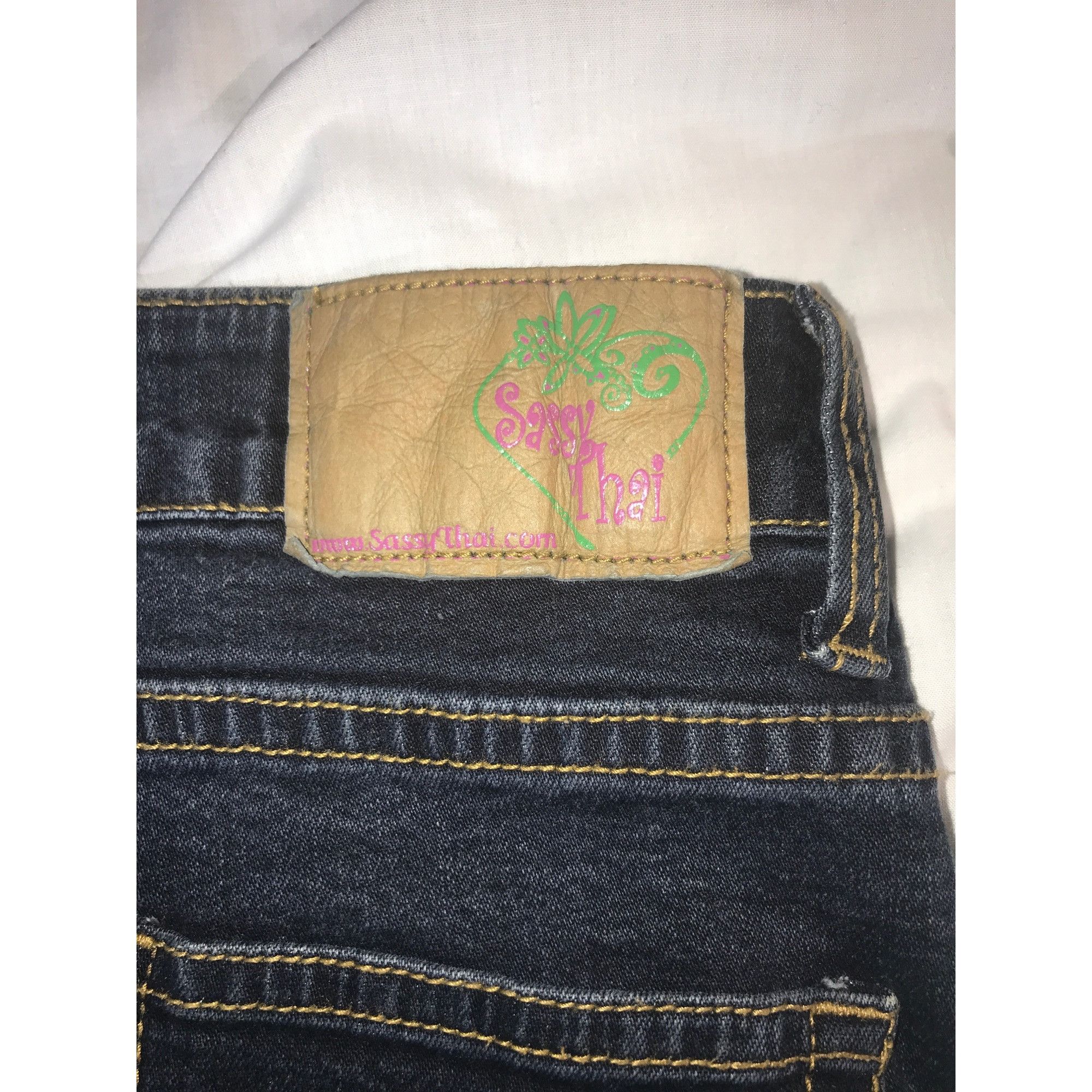 Vintage Sassy Thai Women's Vintage Blue & Black Beaded Flare Jeans Size 26" / US 2 / IT 38 - 5 Thumbnail