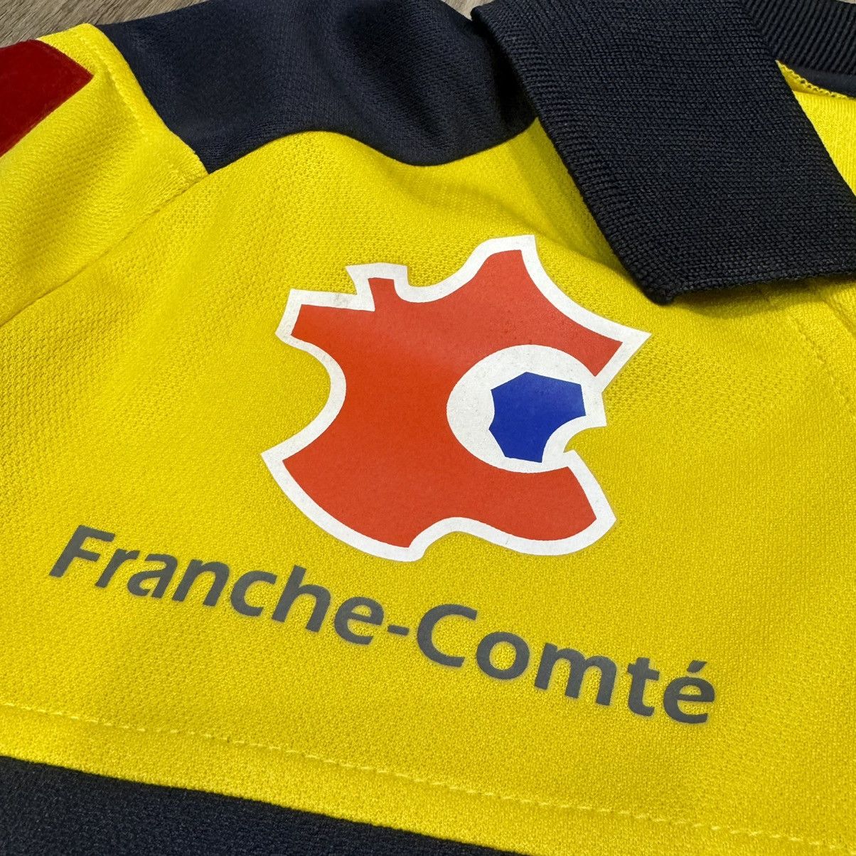 Lotto Sport Sochaux 12/13 home shirt Size US M / EU 48-50 / 2 - 4 Thumbnail