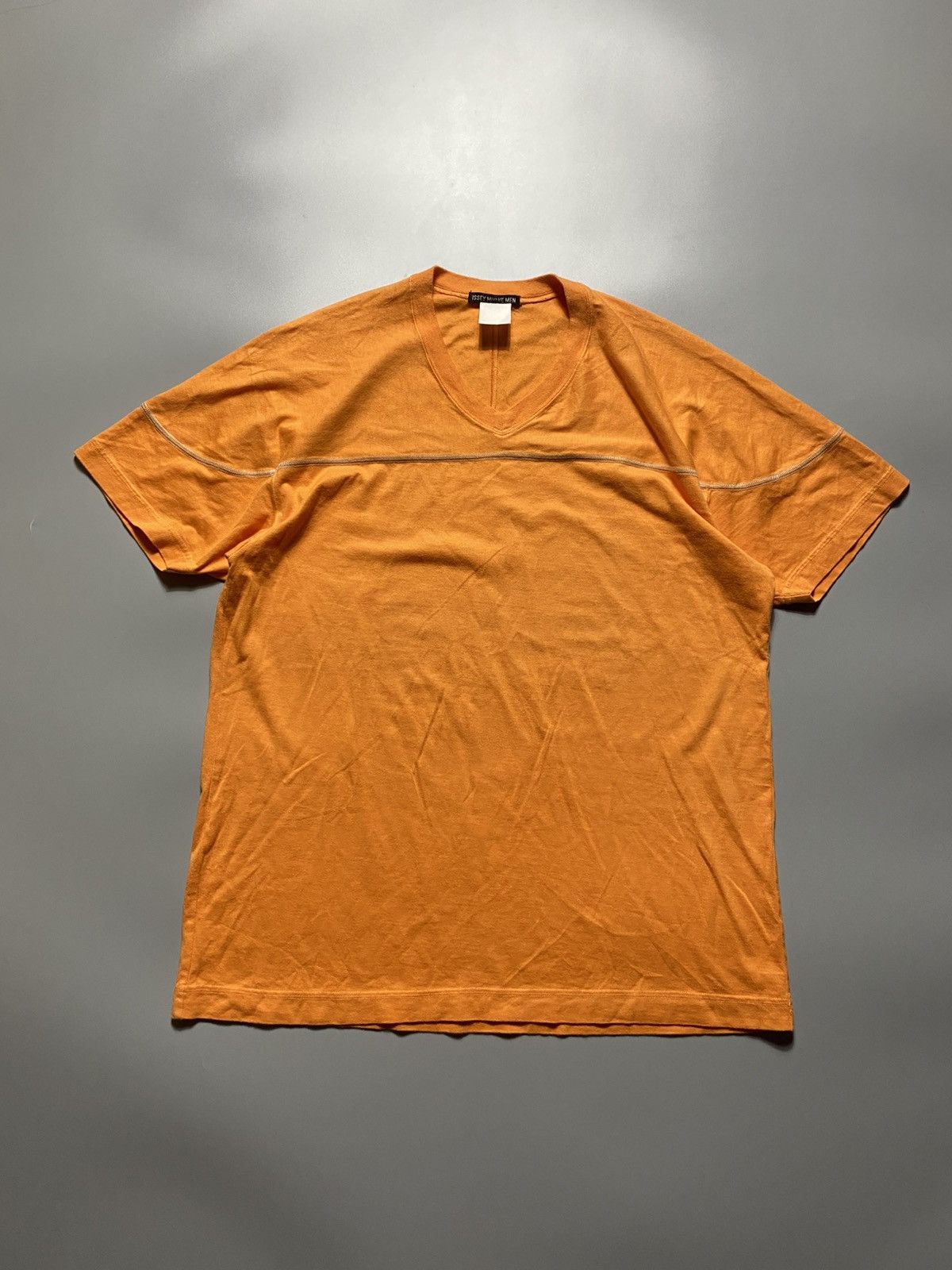 Issey Miyake ISSEY MIYAKE MEN VNECK LINE TEE Size US M / EU 48-50 / 2 - 1 Thumbnail