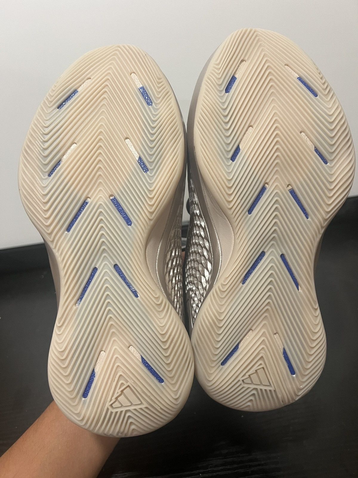 Adidas SIZE 6 MEN - AE 1 Low Size US 6 / EU 39 - 6 Thumbnail