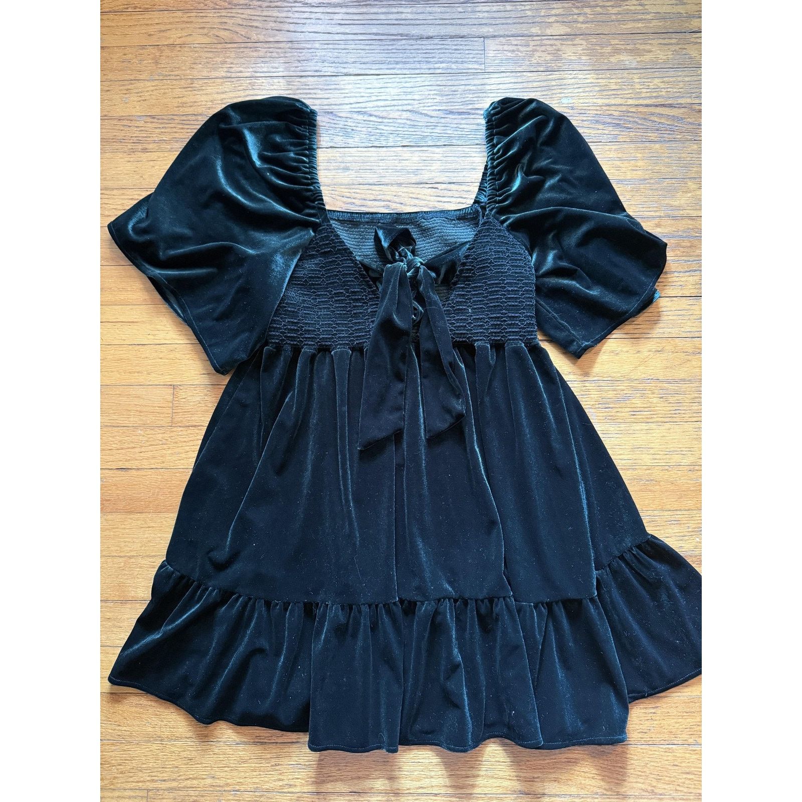 Other Chelsea & Violet Dress XL Green Velvet Puff Sleeve Smocked Size XL / US 12-14 / IT 48-50 - 10 Thumbnail