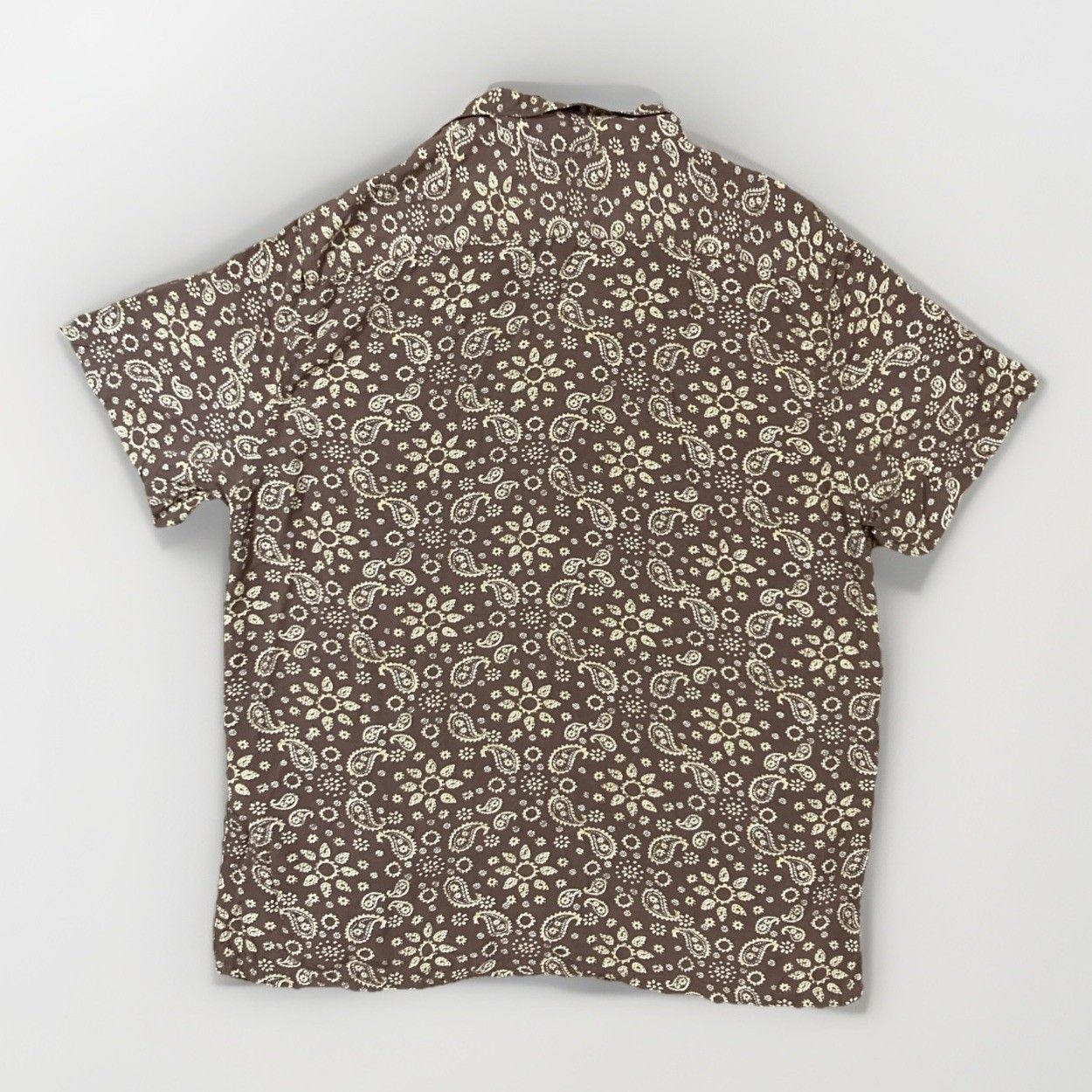 Levi's Levi's Relaxed Fit SS Camp Button-Down Brown Paisley Shirt Size US M / EU 48-50 / 2 - 5 Thumbnail