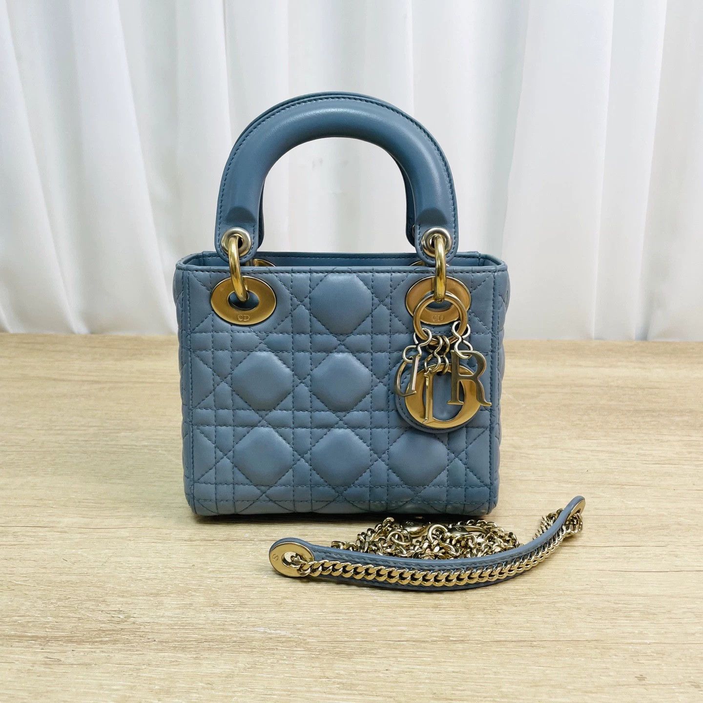 Dior Pre-loved Bag Very good condition Size ONE SIZE - 1 Thumbnail
