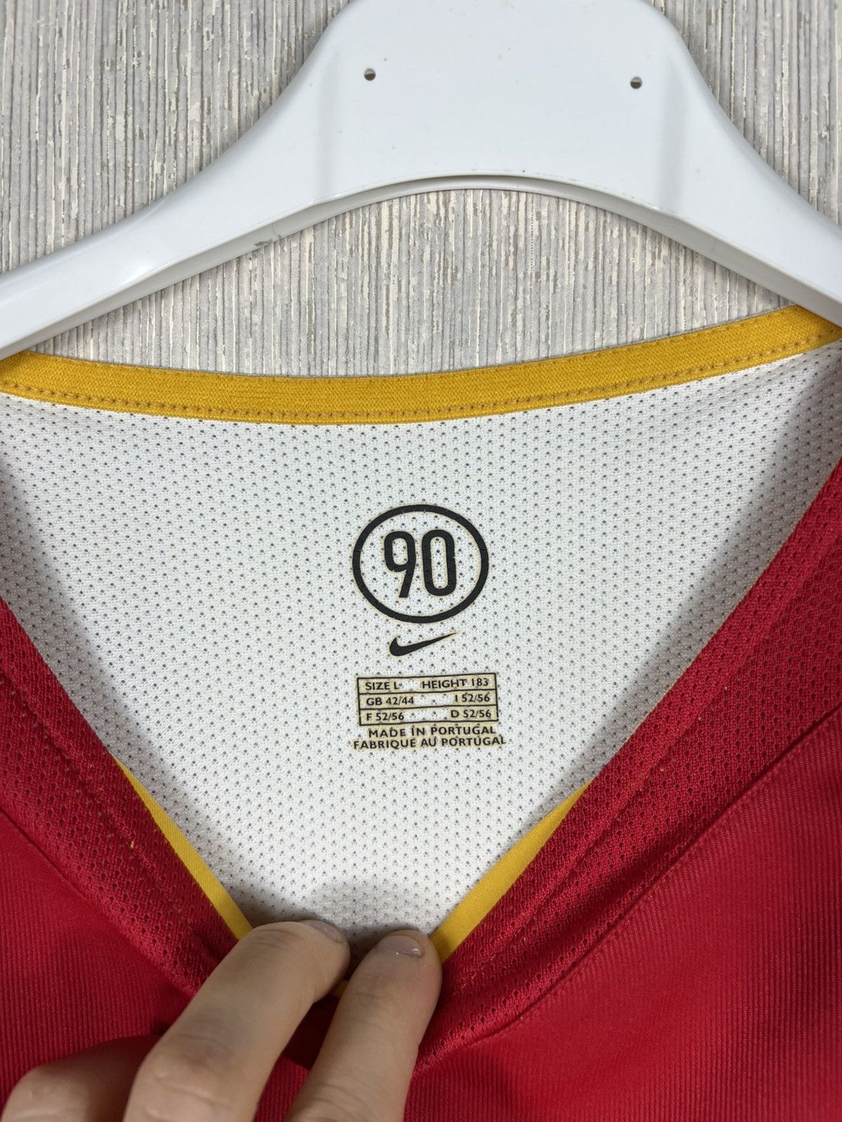 Nike Vintage Nike Arsenal total 90 O2 jersey central logo t-shirt Size US L / EU 52-54 / 3 - 6 Thumbnail