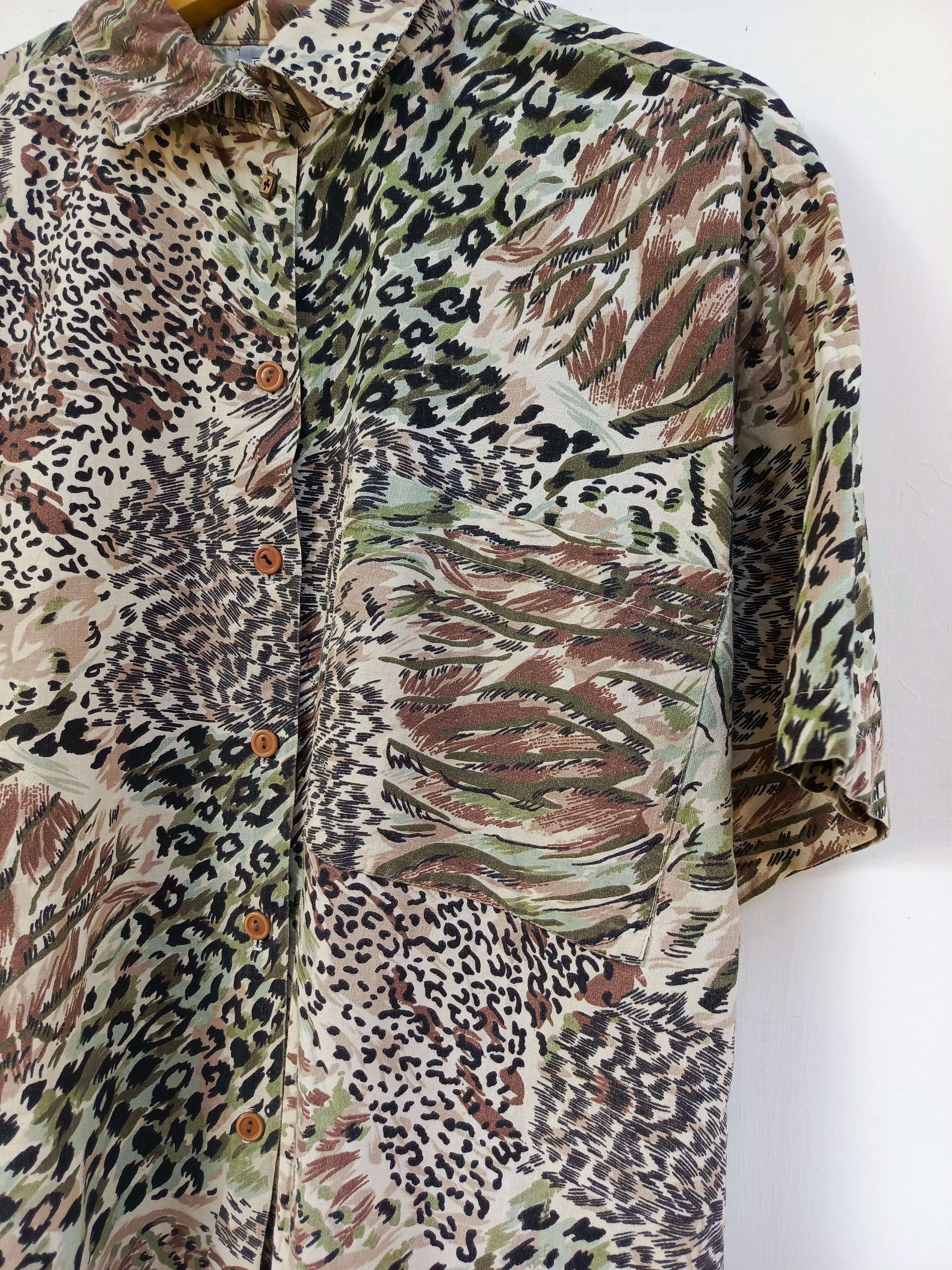Other Original Venezia sportswear leopard pattern shirt Size US L / EU 52-54 / 3 - 3 Thumbnail