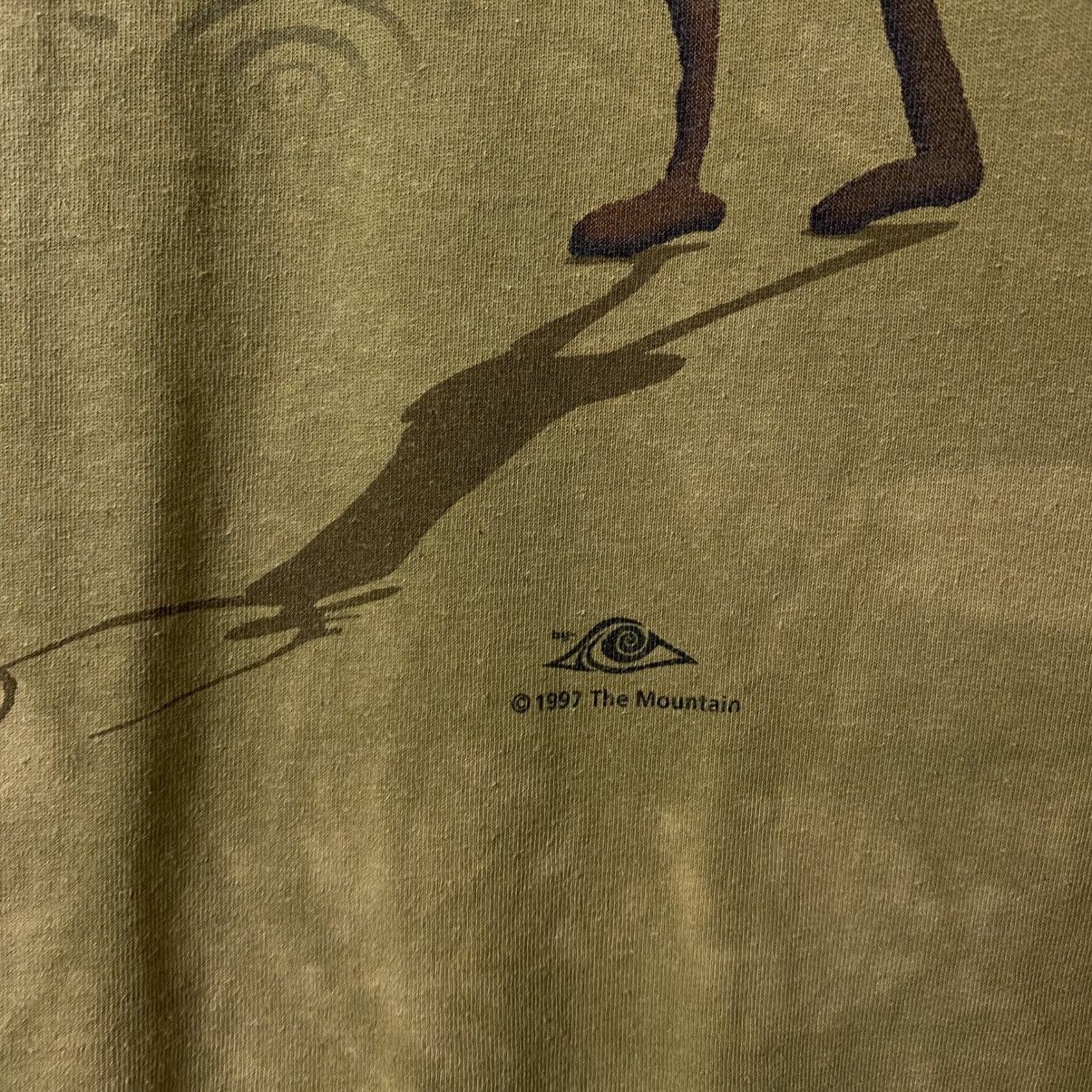 The Mountain Vintage 1990s The Mountain Native Motive Art T Shirt Size US XXL / EU 58 / 5 - 3 Thumbnail