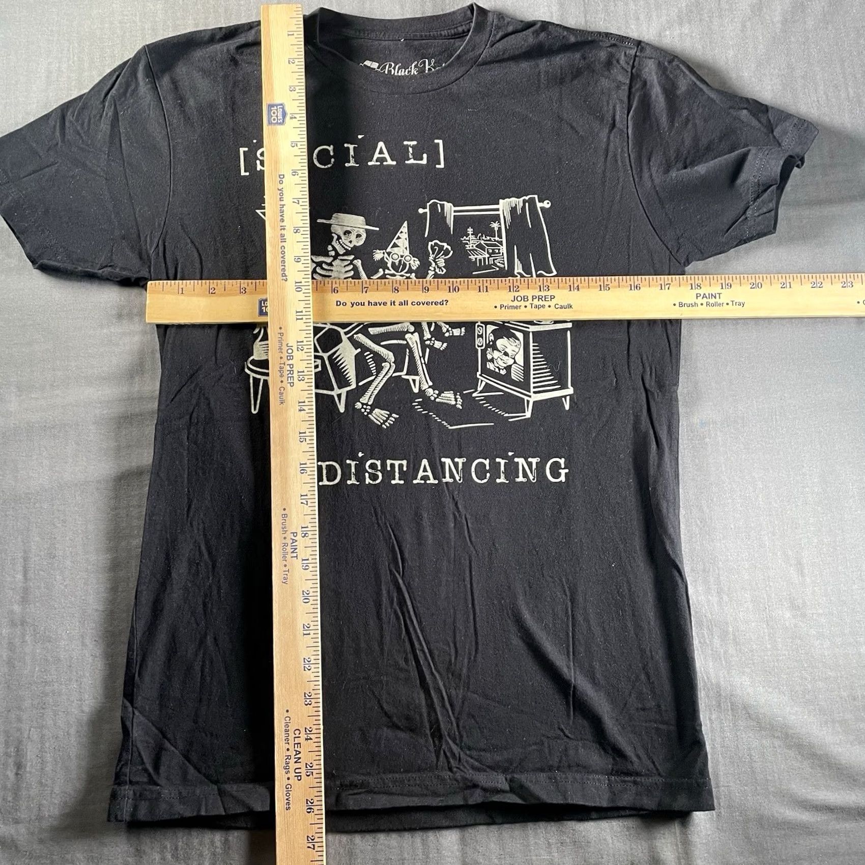 Vintage Social Distortion Shirt Men’s S Black Graphic Print Crew Neck T-Shirt Punk Skeleton Short Sleeve Cotton Size US S / EU 44-46 / 1 - 5 Thumbnail