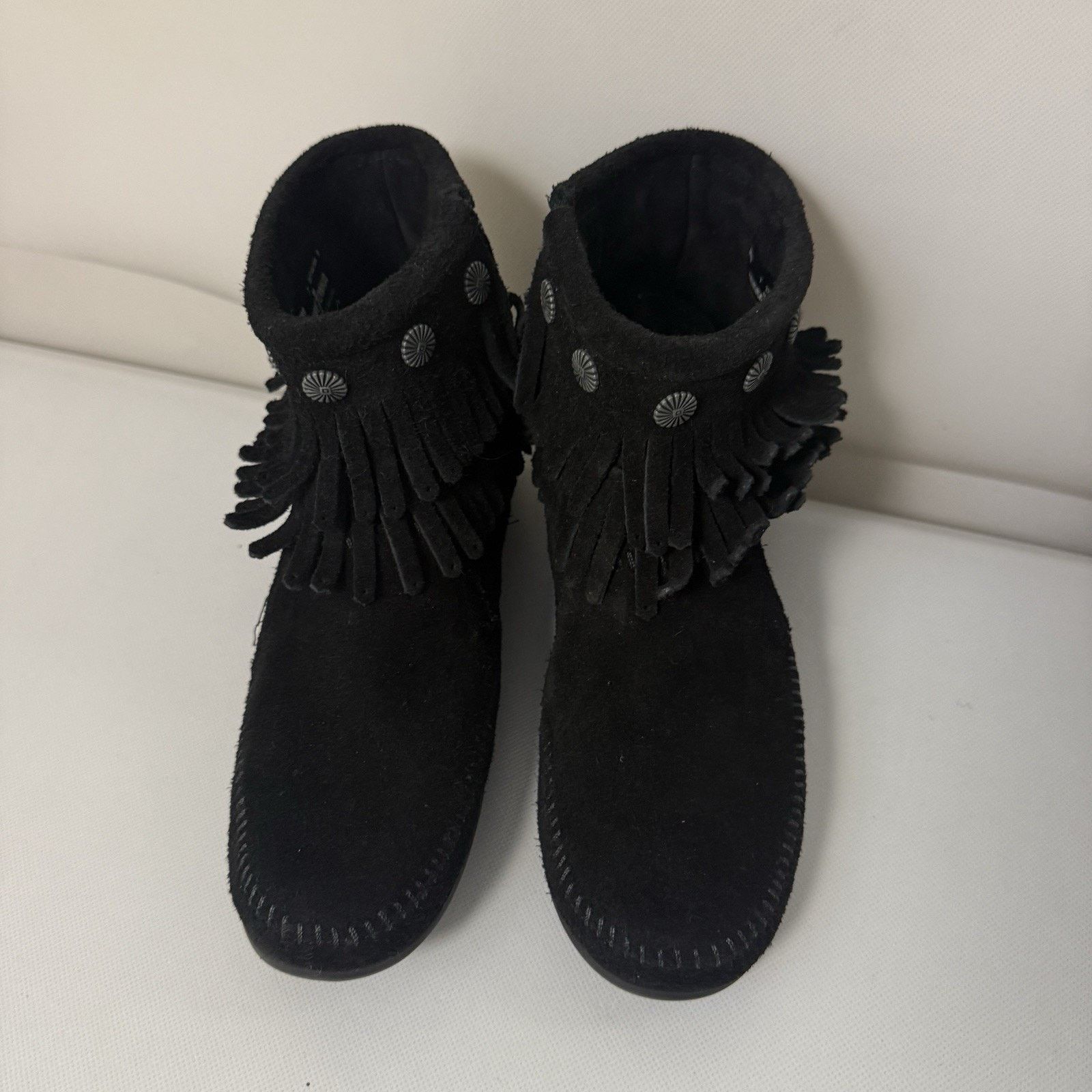 Minnetonka Minnetonka Double Fringe Moccasins Western Native Boho Boots Size US 7 / IT 37 - 2 Thumbnail