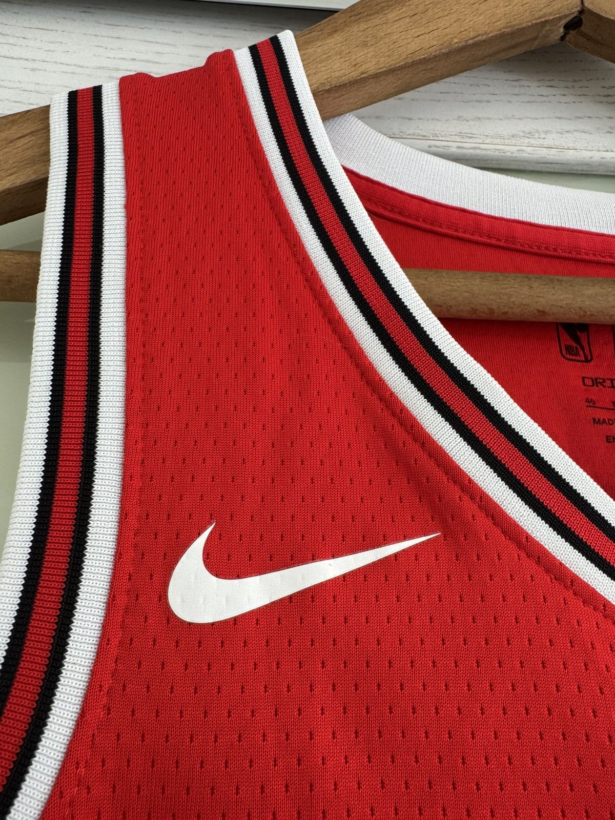 Nike Lavine #8 Chicago Bulls Basketball Jersey NBA Shirt Kit Size US S / EU 44-46 / 1 - 11 Thumbnail