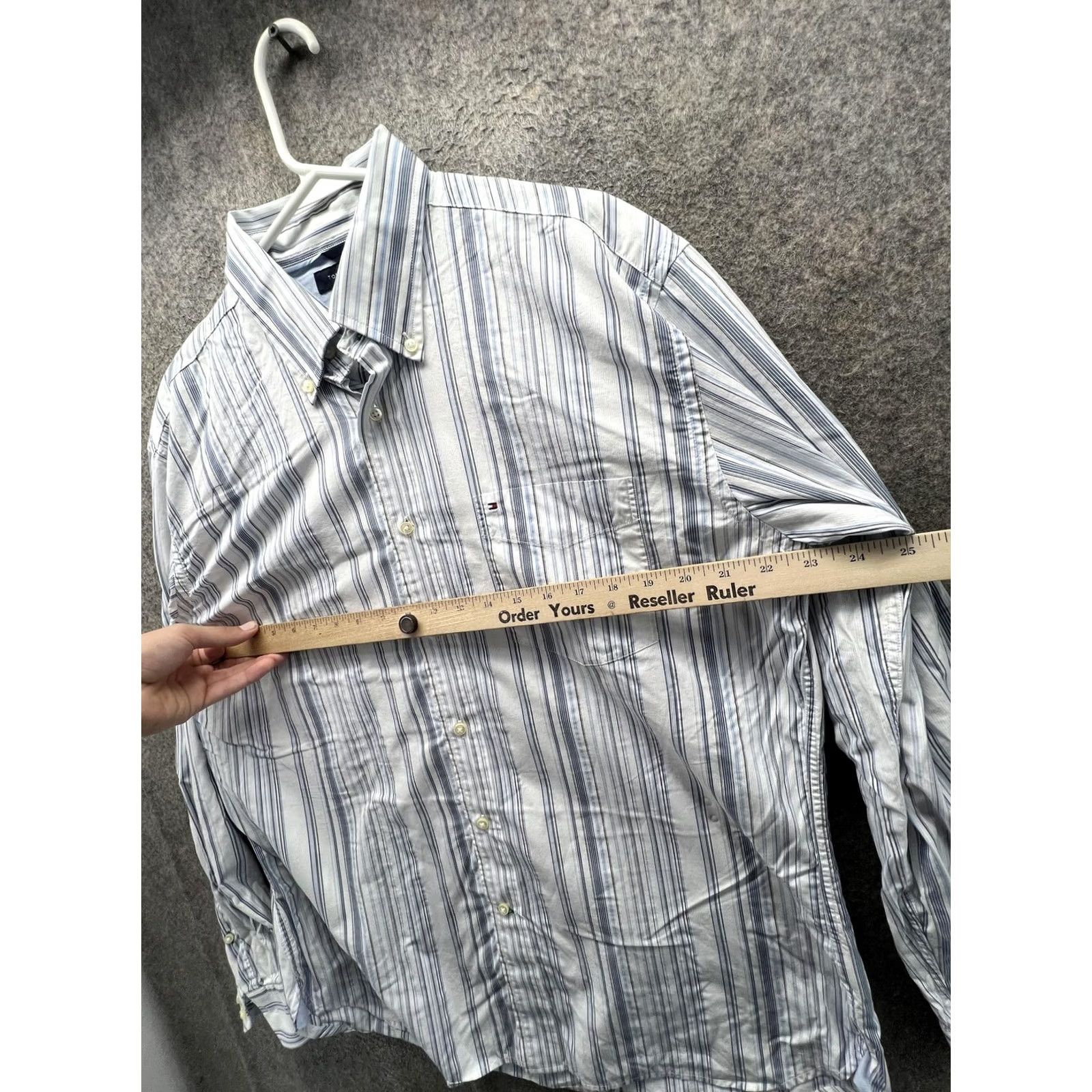 Tommy Hilfiger Tommy Hilfiger Shirt Mens Large Blue Striped Long Sleeve Button-Down Casual Size US L / EU 52-54 / 3 - 5 Thumbnail