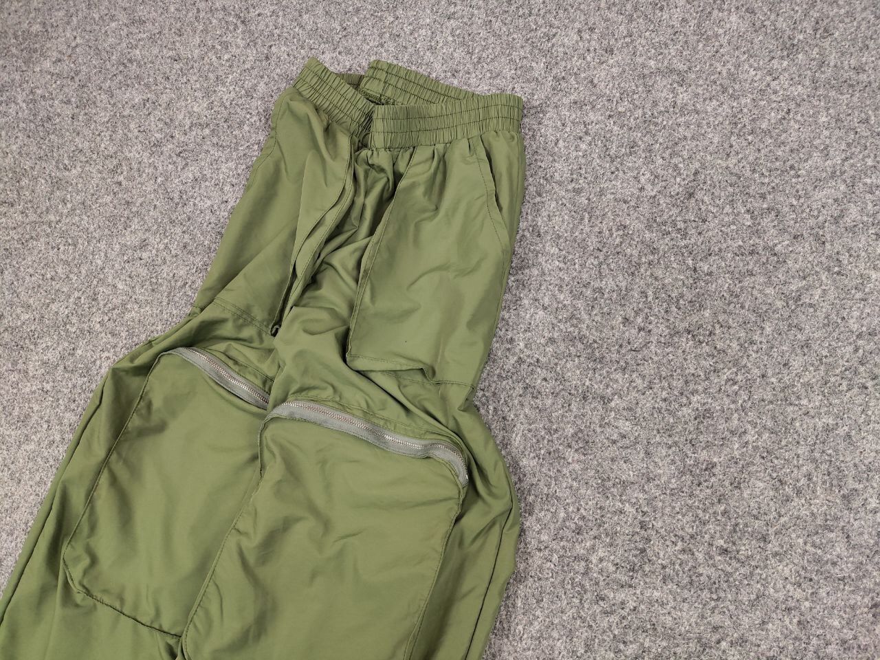 Japanese Brand Vintage Japan Zipper Parachute Cargo Pants Style Y2K Hype Size US 32 / EU 48 - 4 Thumbnail