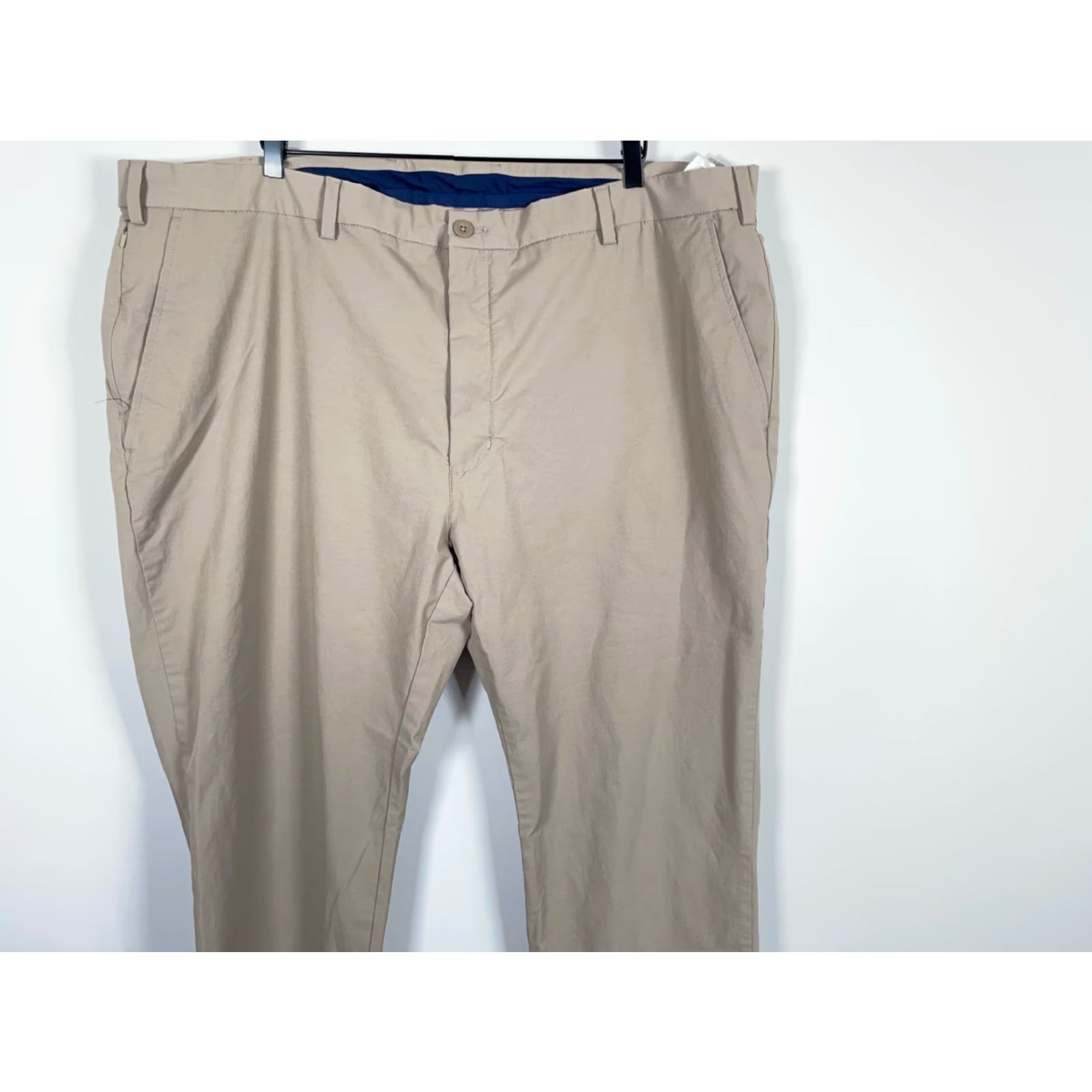 Vineyard Vines VINEYARD VINES On The Go Pants Men 46 x 31 Beige Cotton Stretch Chino Zip Flat Front Pockets Regular 31in Inseam Wellness Size US 30 / EU 46 - 4 Thumbnail