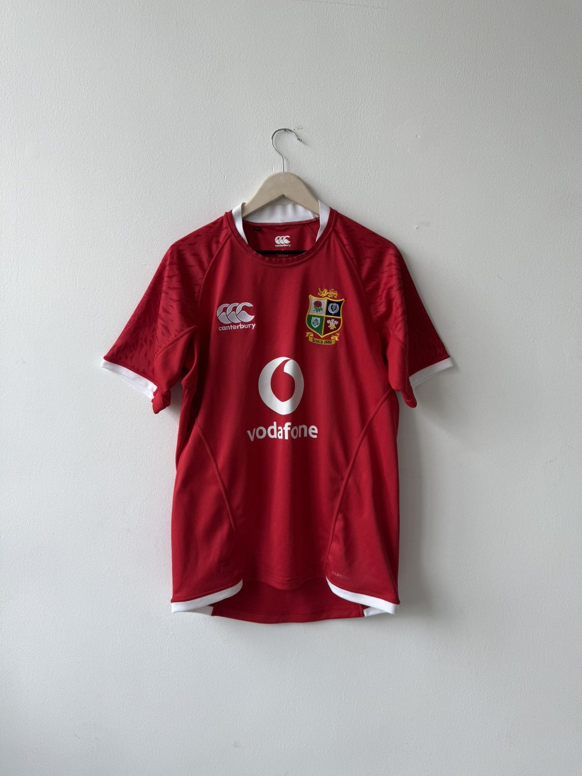 Canterbury of New Zealand Canterbury Vodafone British Lions Rugby 2021 Jersey Size US L / EU 52-54 / 3 - 1 Thumbnail