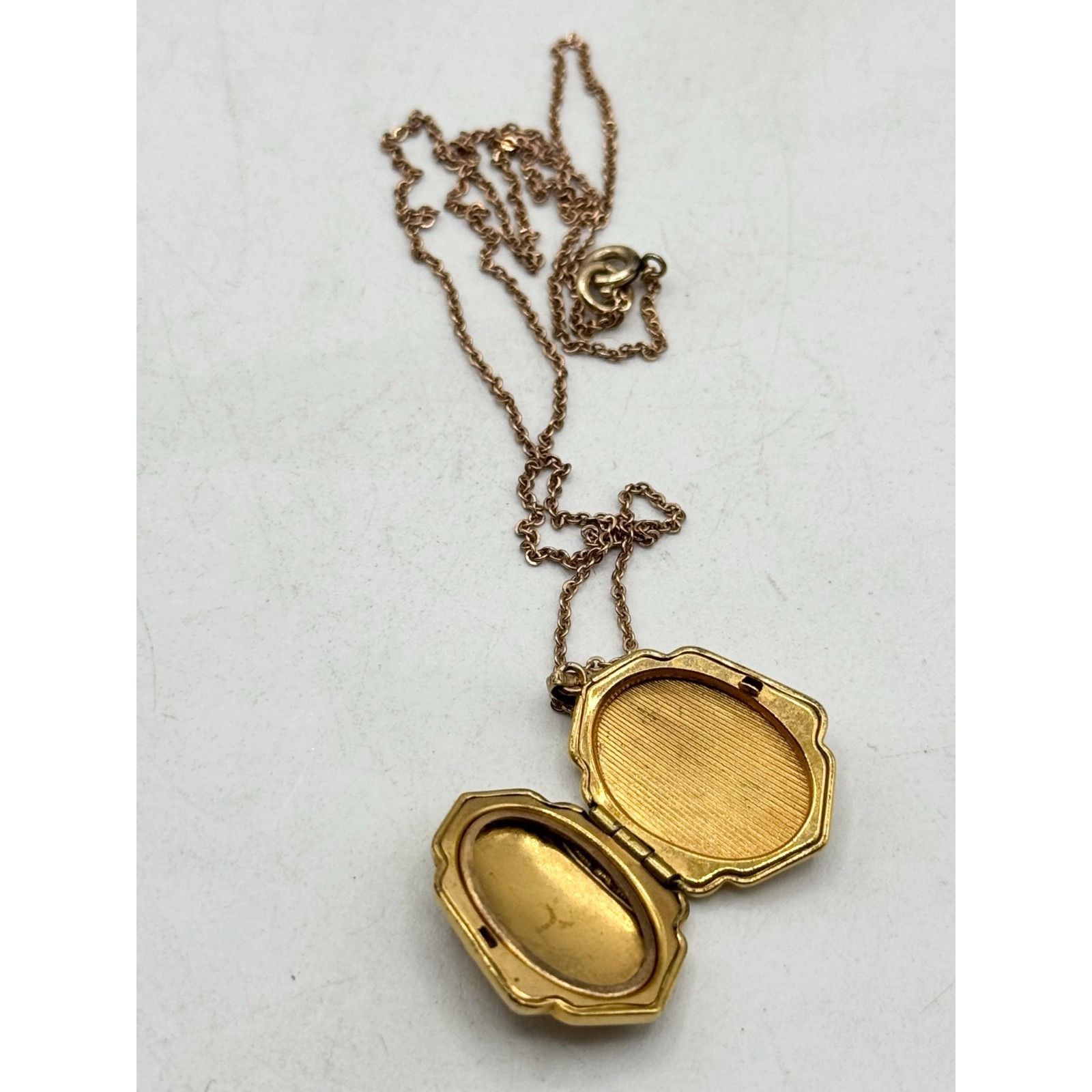 Vintage Estate Gold Filled Heart Flower Locket Necklace Size ONE SIZE - 10 Thumbnail