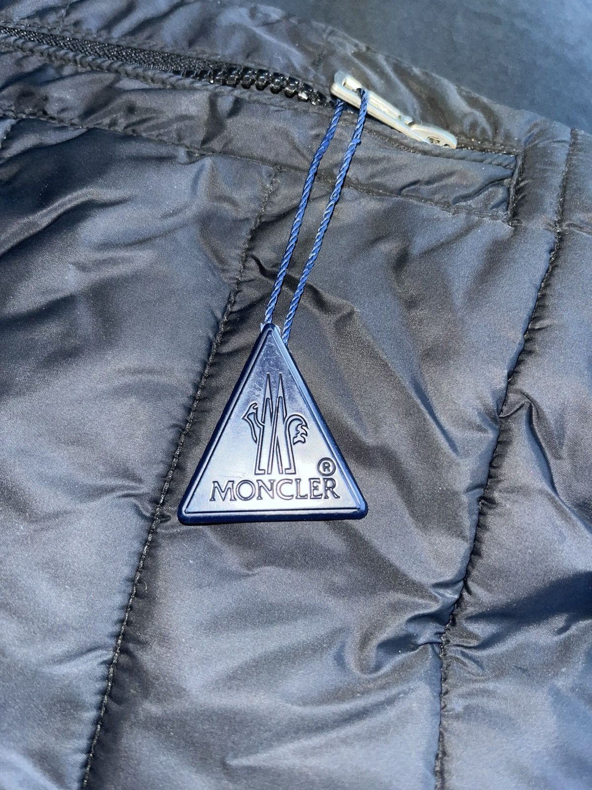 Moncler Laruns Moncler Gilet Size US S / EU 44-46 / 1 - 4 Thumbnail