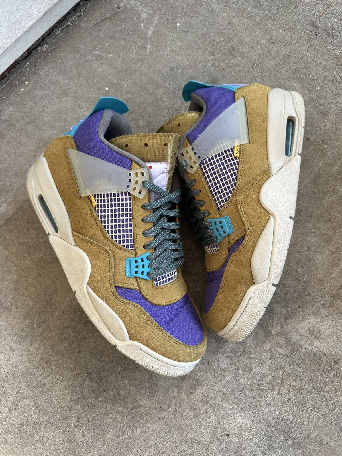 Union LA Air Jordan 4 Retro Desert Moss size 12 display picture 1