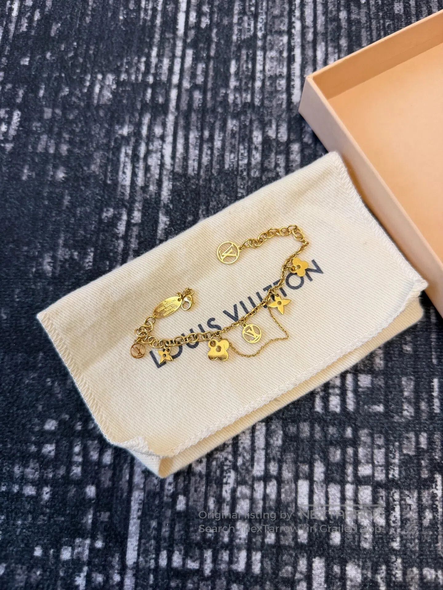Louis Vuitton Louis Vuitton Floral Logo Metal Bracelet| Size ONE SIZE - 1 Thumbnail