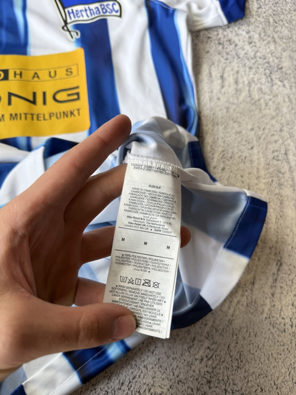 Nike Hertha BSC #45 Berlin Home Jersey 2021/22 by Nike Size US M / EU 48-50 / 2 - 14 Thumbnail