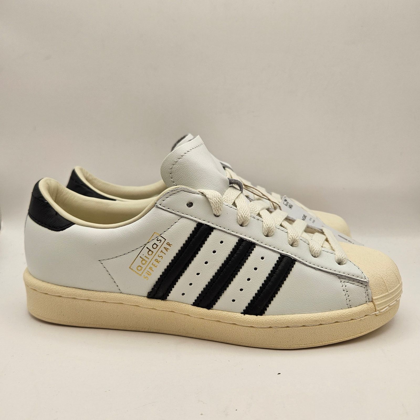 Adidas ADIDAS ORIGINAL MEN 6 SUPERSTAR WHITE BLACK JQ3254 Size US 6 / EU 39 - 4 Thumbnail