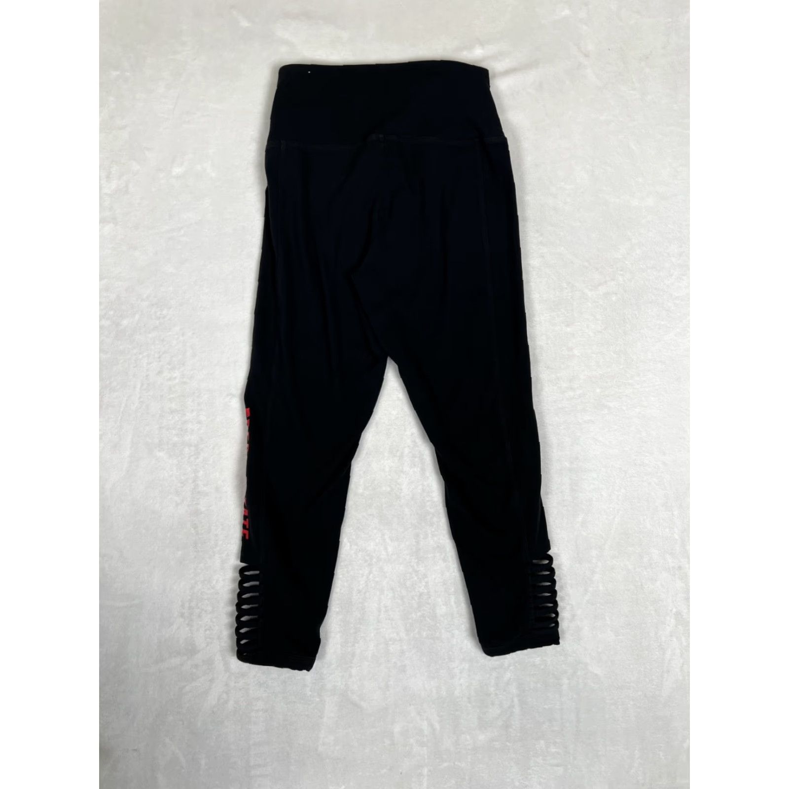 Victoria's Secret Victoria's Secret PINK Fresno State Bulldogs Black Yoga Pants Size Medium Women Capri Activewear Size 32" / US 10 / IT 46 - 6 Thumbnail