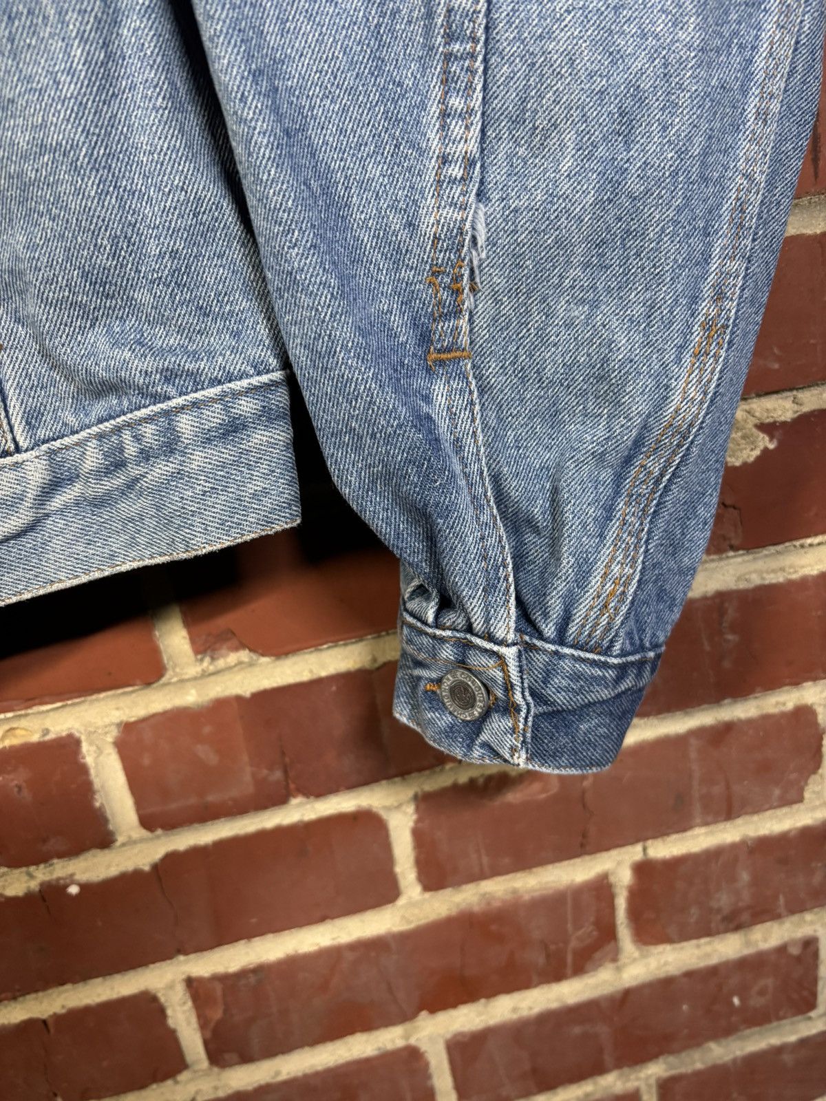Chevignon Vintage 90s Chevignon Conquest Denim Jacket Italy Adult XL Size US XL / EU 56 / 4 - 4 Thumbnail